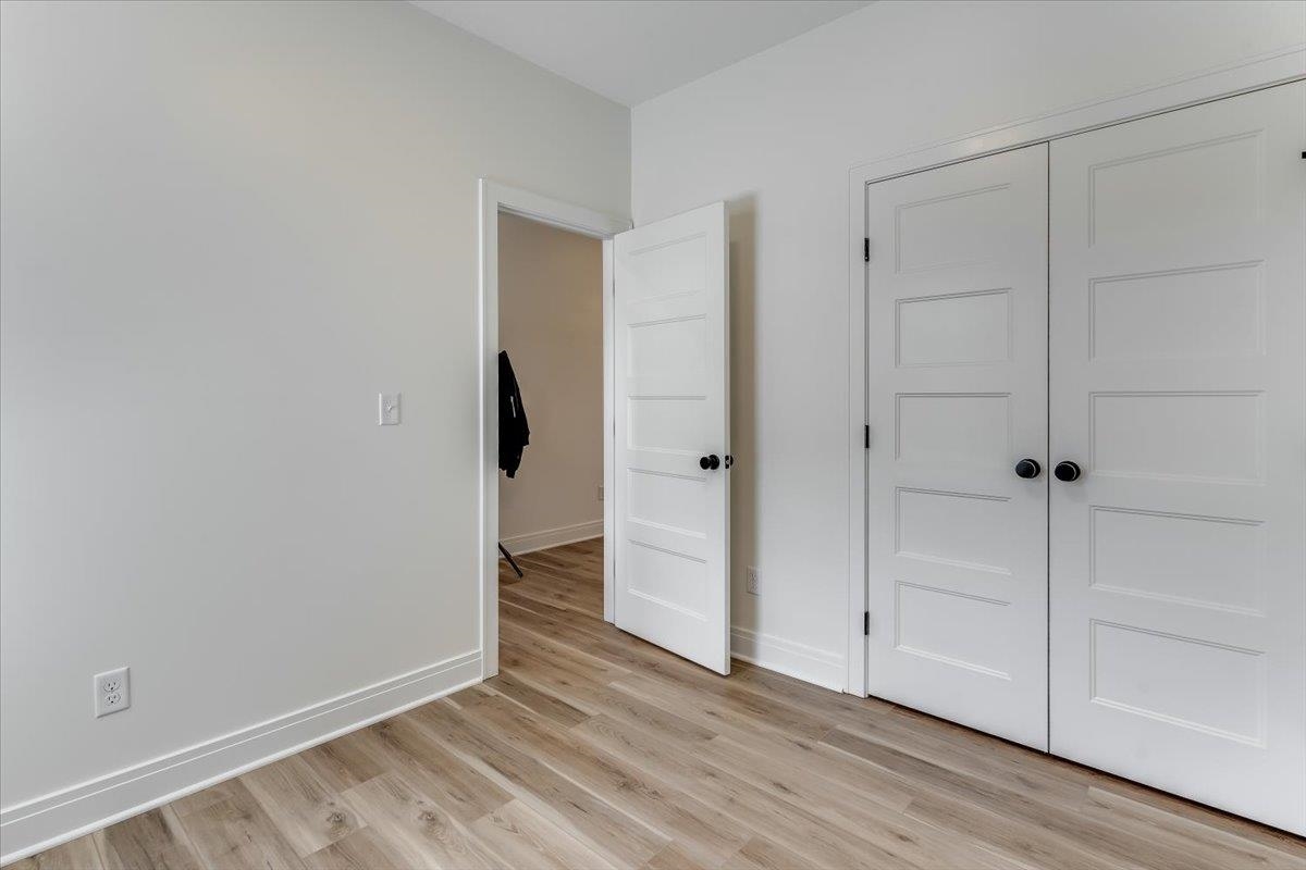 5425 W Rolly Property Photo 14