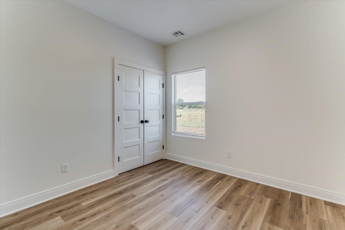 5425 W Rolly Property Photo 15