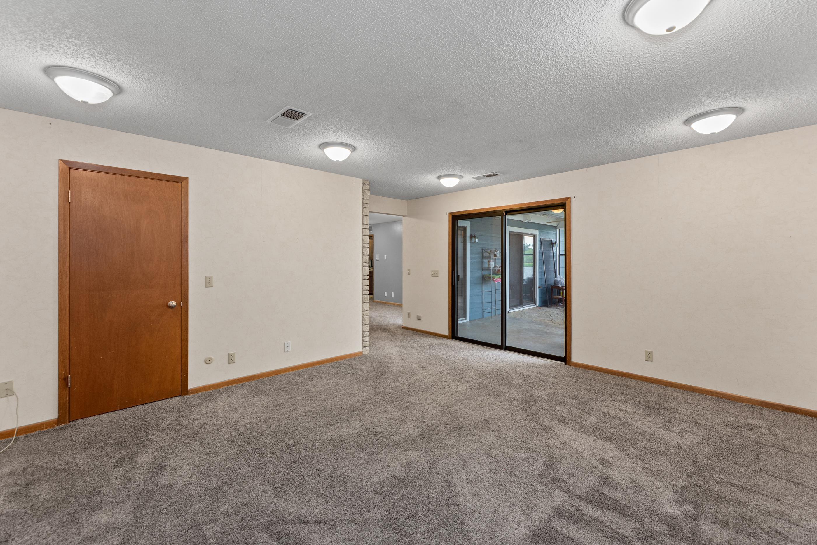 23 S Lakeview Dr Property Photo 22