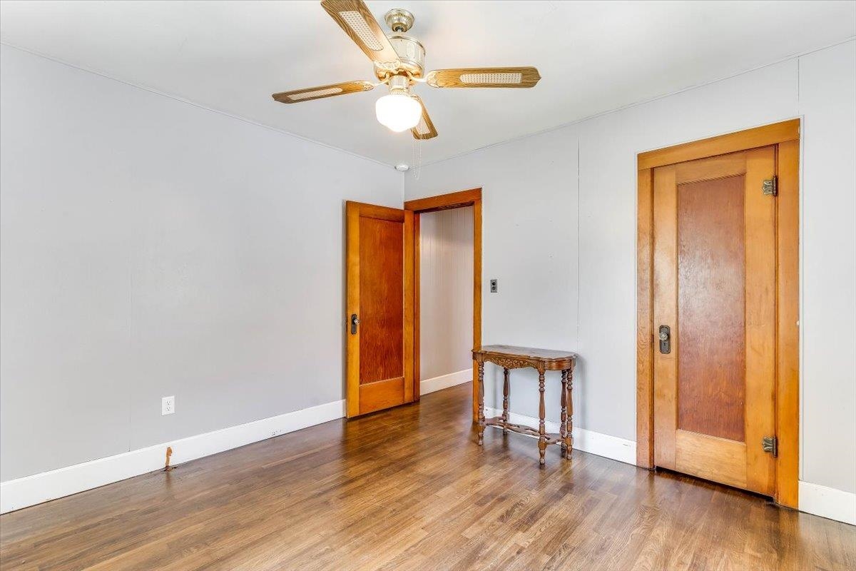 323 E Broadway Property Photo 15