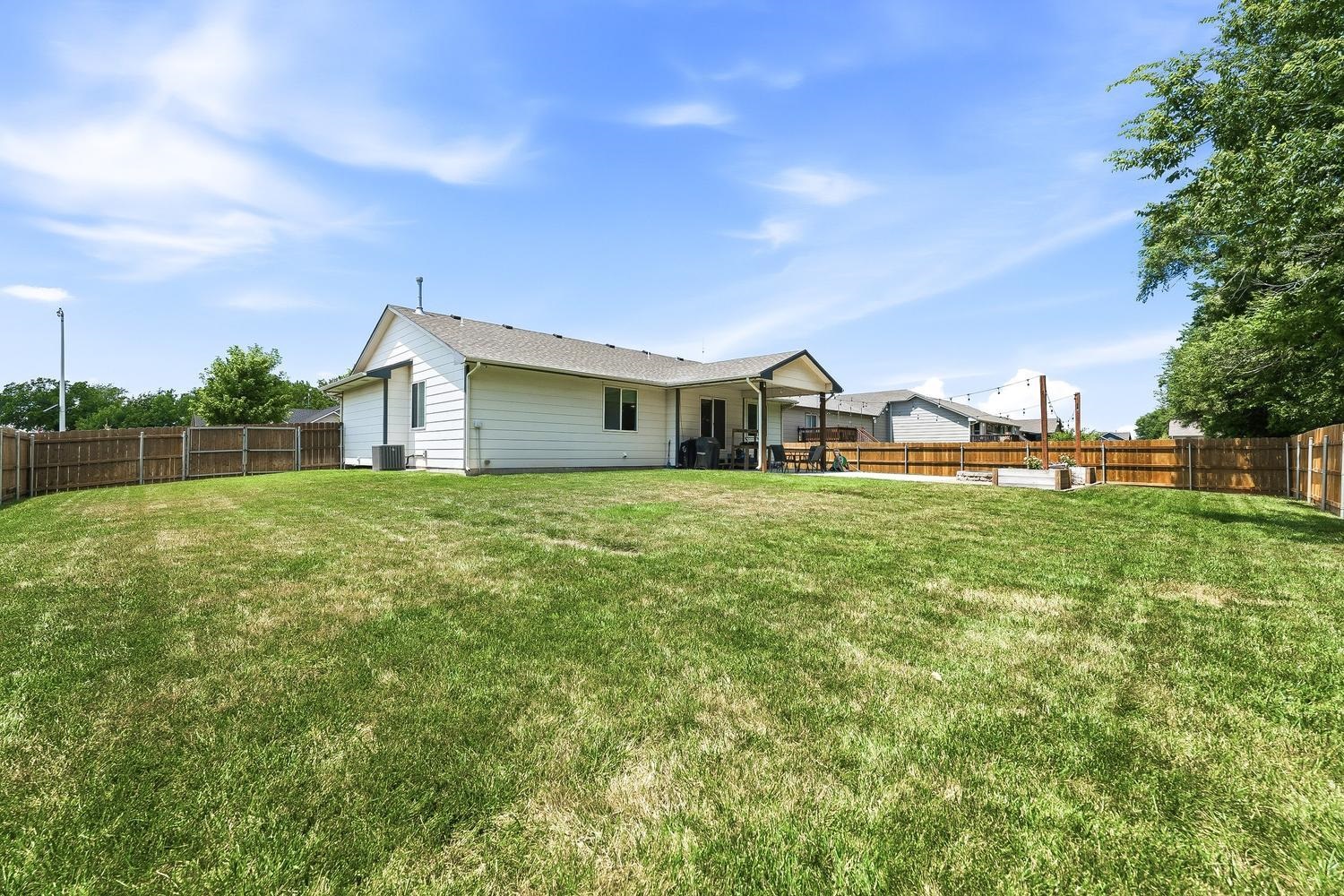 4602 N Steeds Crossing Property Photo 32