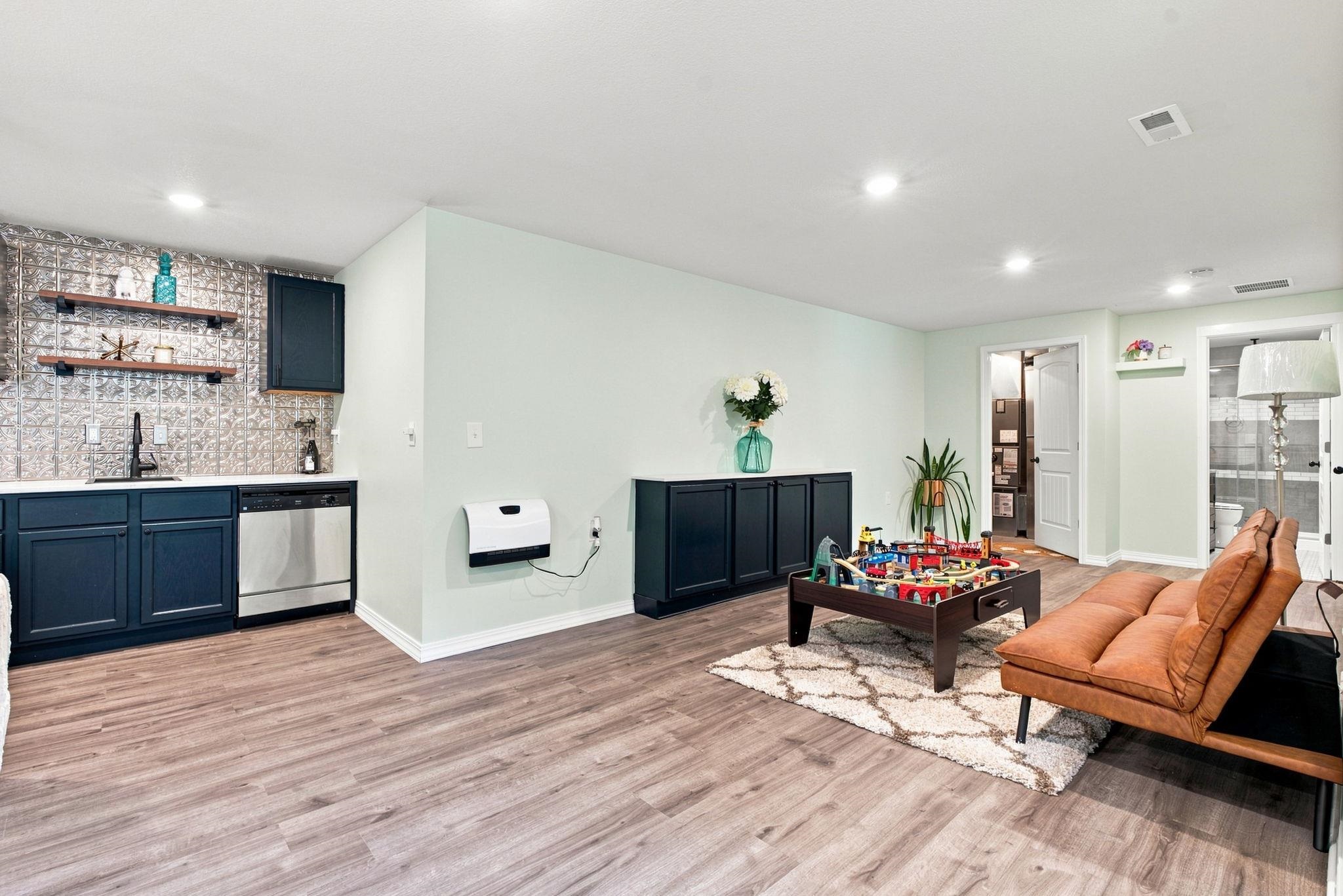 1428 N Aster St Property Photo 25