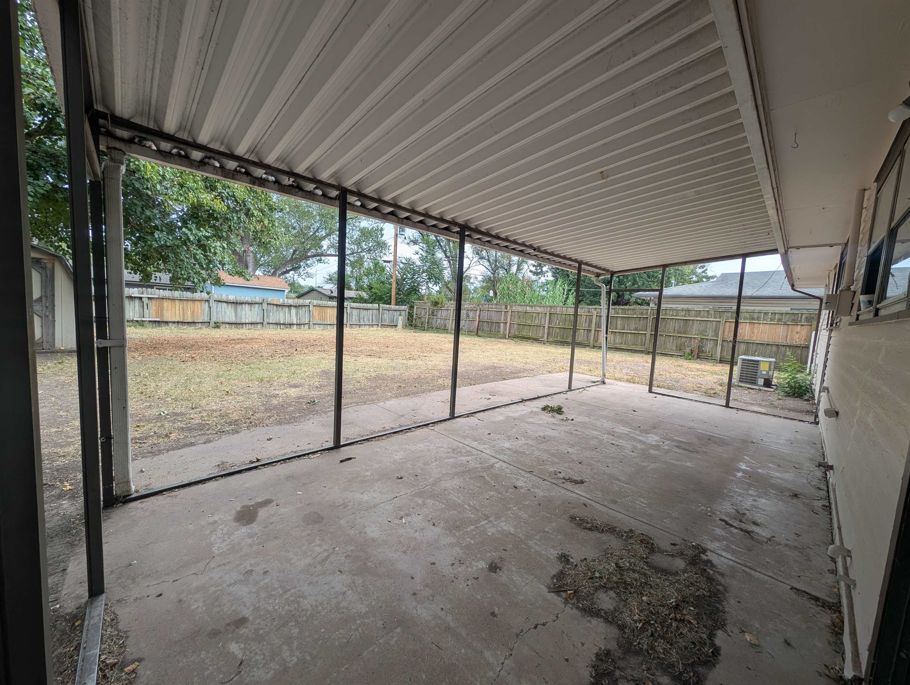 3350 S Hiram St Property Photo 15