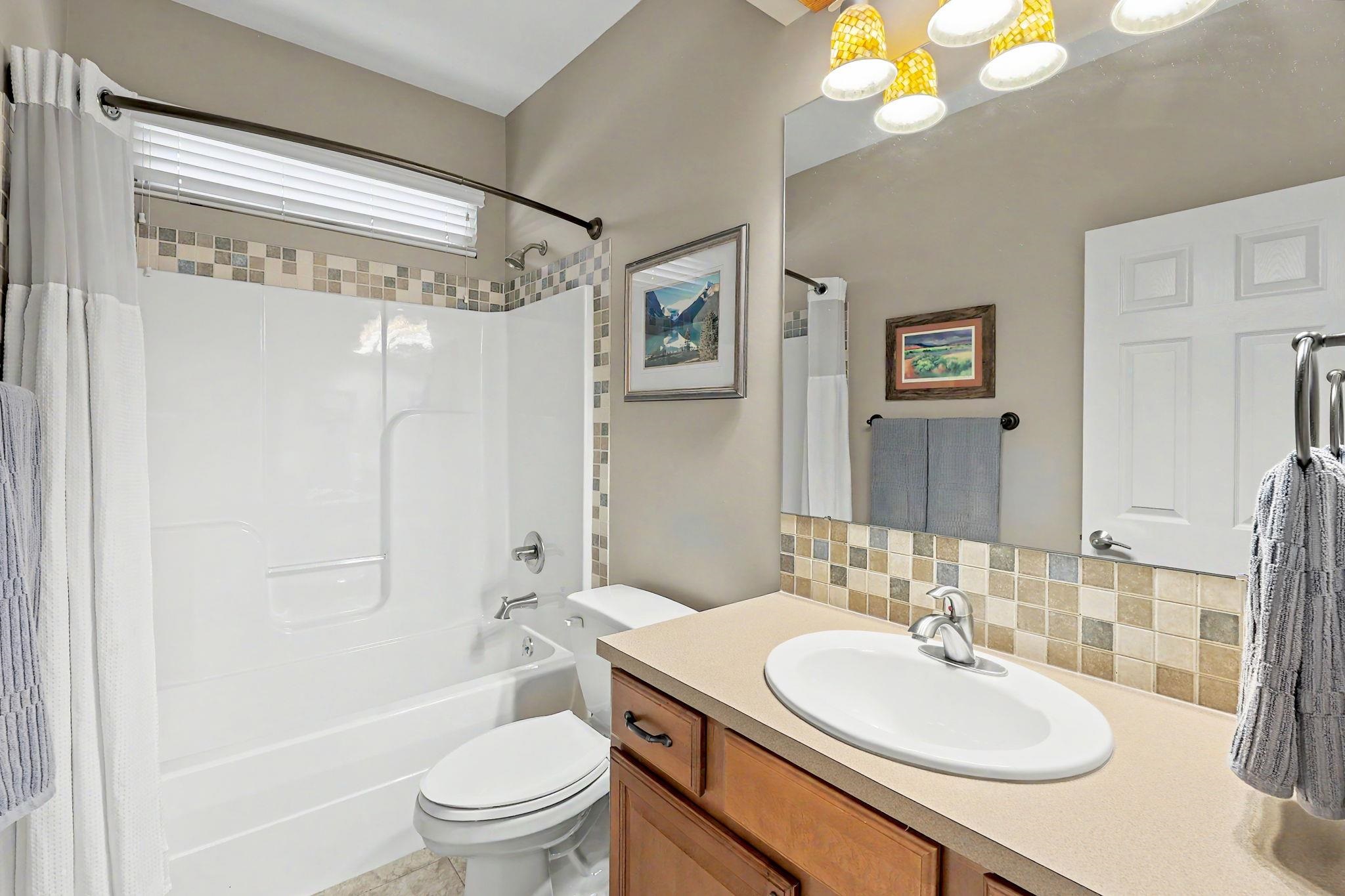 3178 N Lake Ridge Ct Property Photo 5