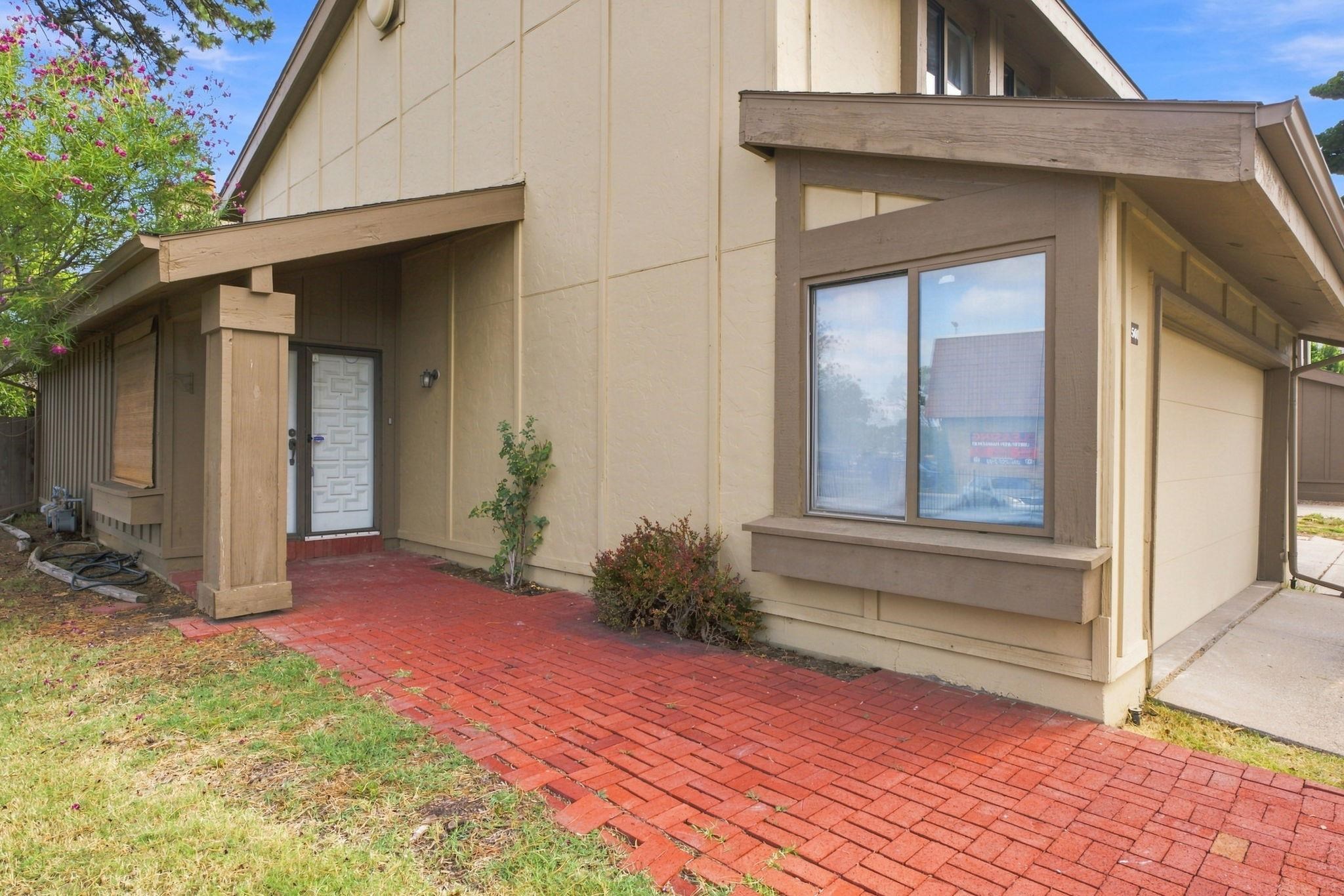 8201 E Harry Unit 501 Property Photo 5