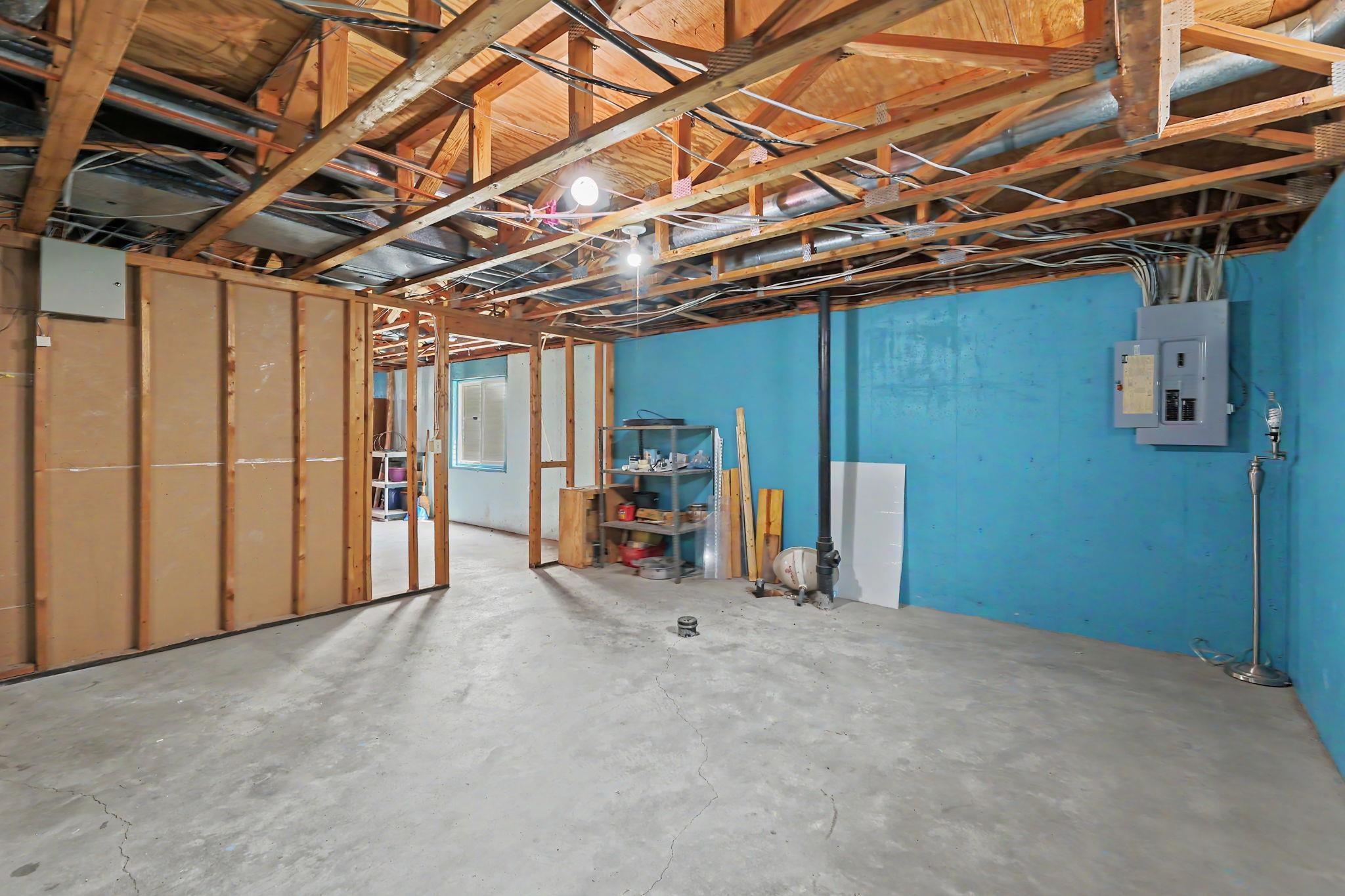 784 N Kessler St Property Photo 27