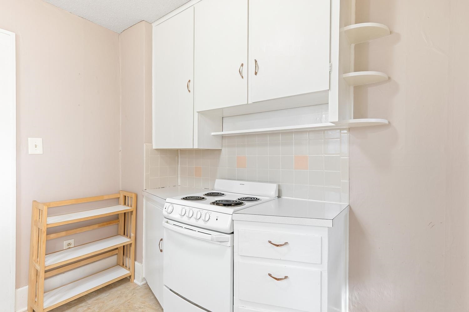 1130 S Pattie St Property Photo 12