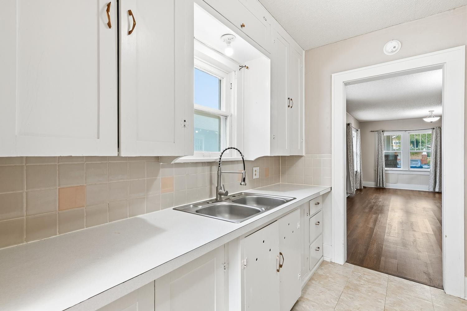 1130 S Pattie St Property Photo 13