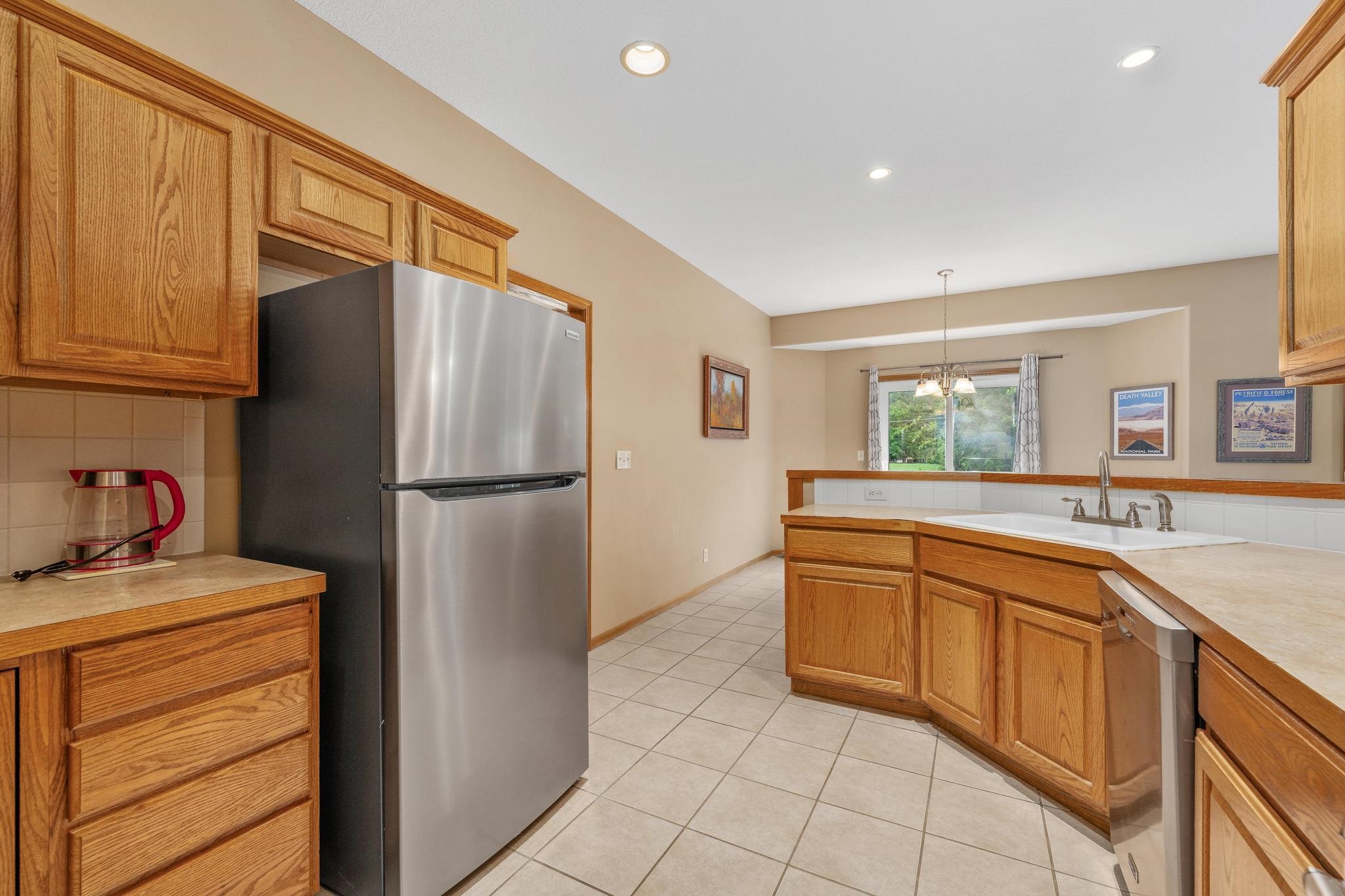 14326 E Hawthorne St Property Photo 14