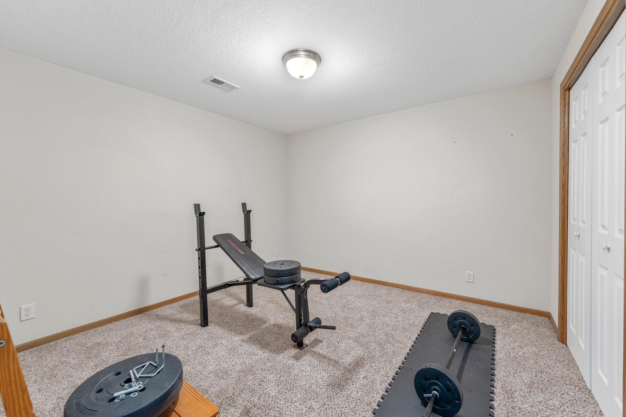 14326 E Hawthorne St Property Photo 31
