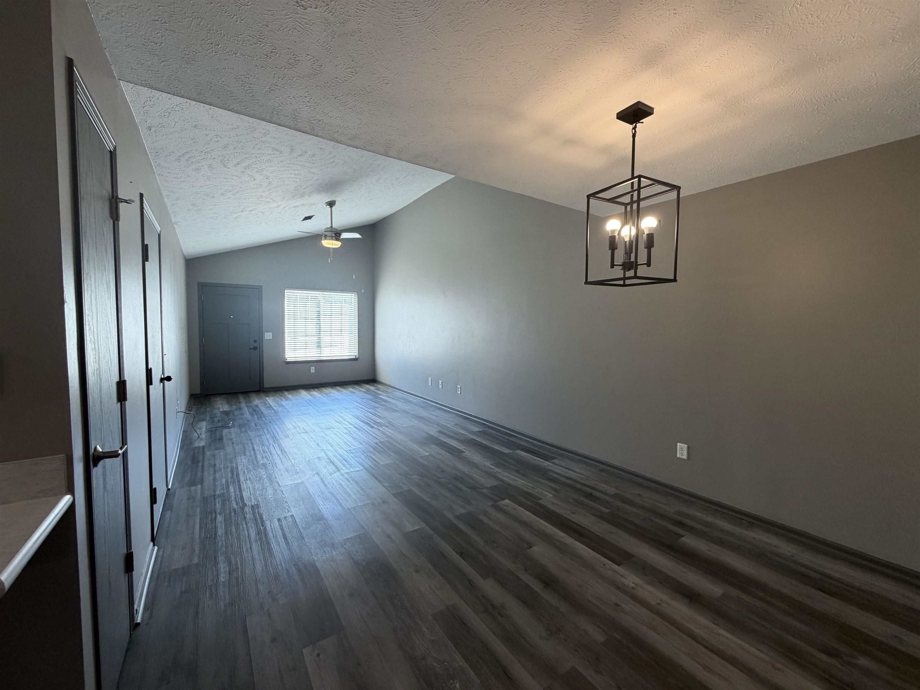 126 S Ohio St A-p Property Photo 8