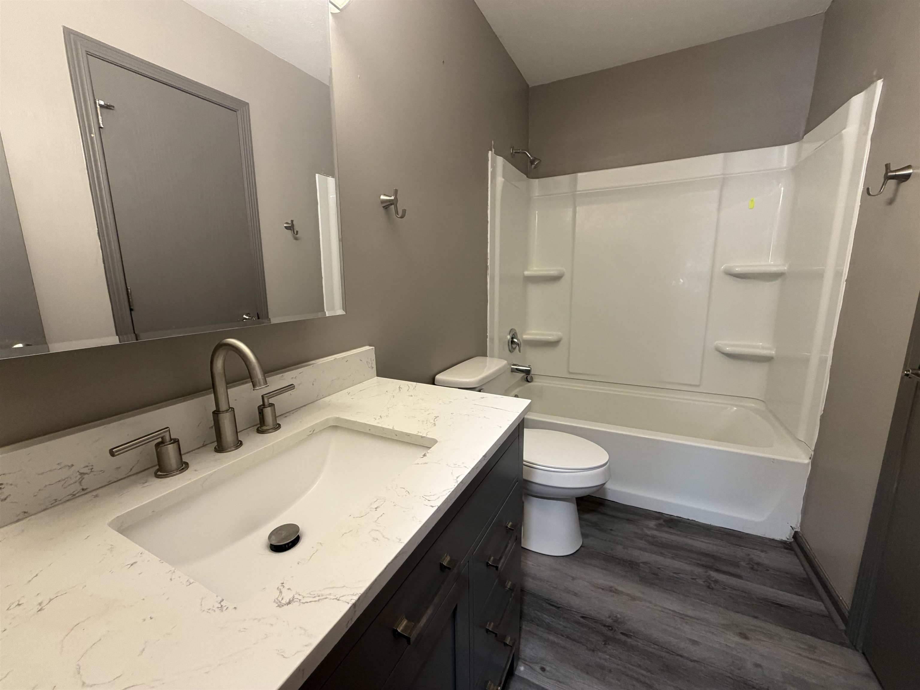 126 S Ohio St A-p Property Photo 13
