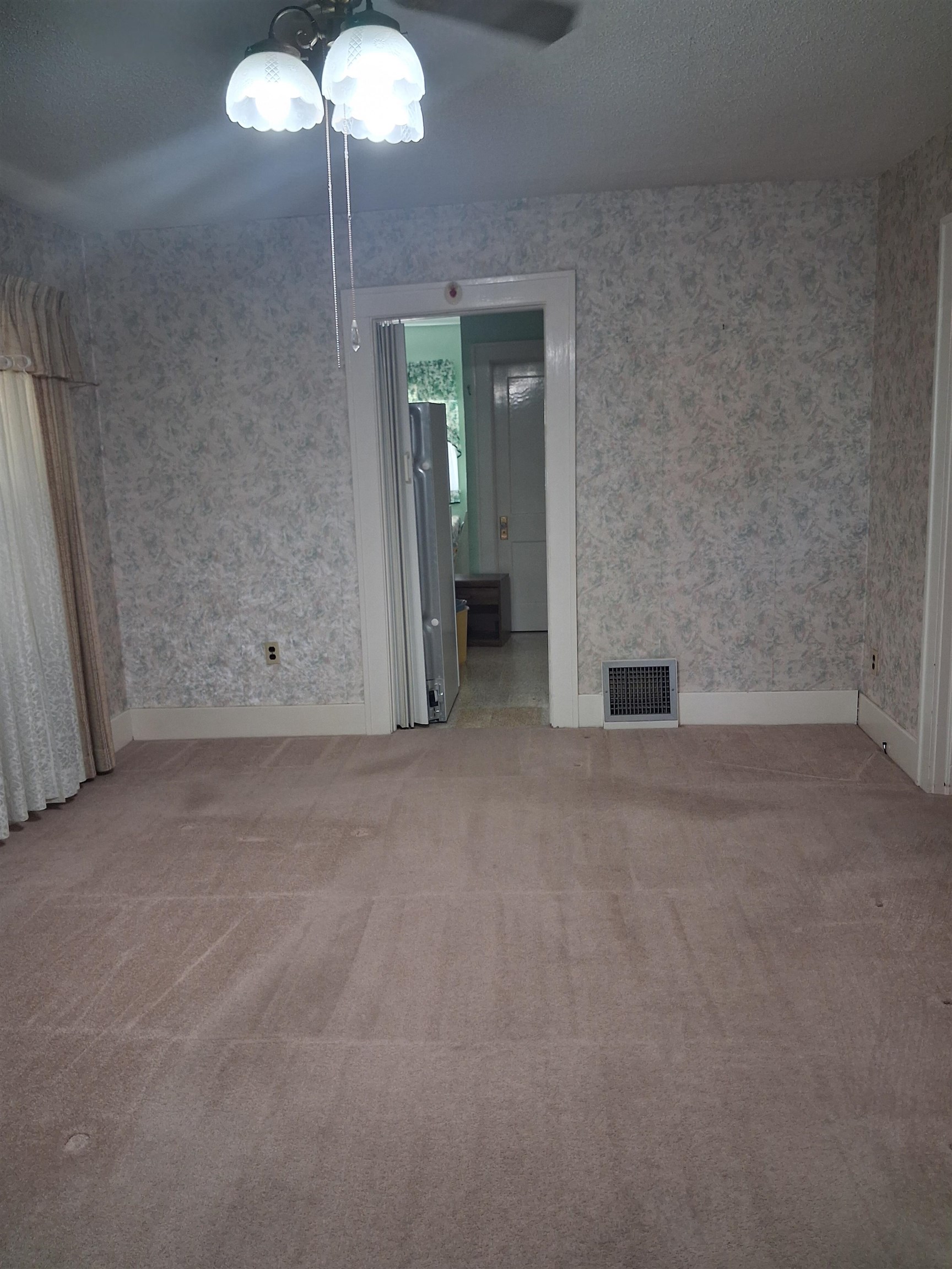 225 N St. Clair Ave. Property Photo 4