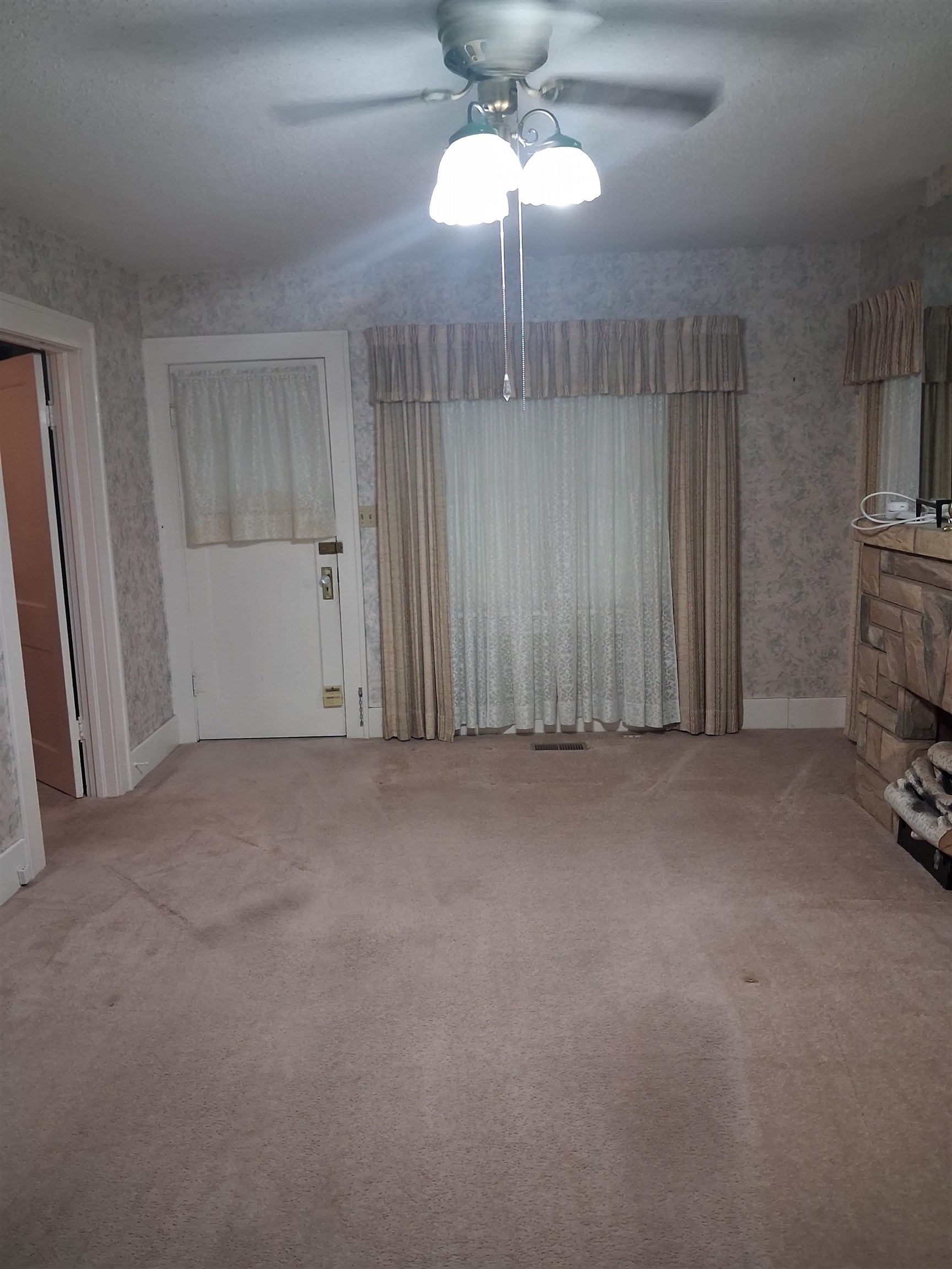225 N St. Clair Ave. Property Photo 5