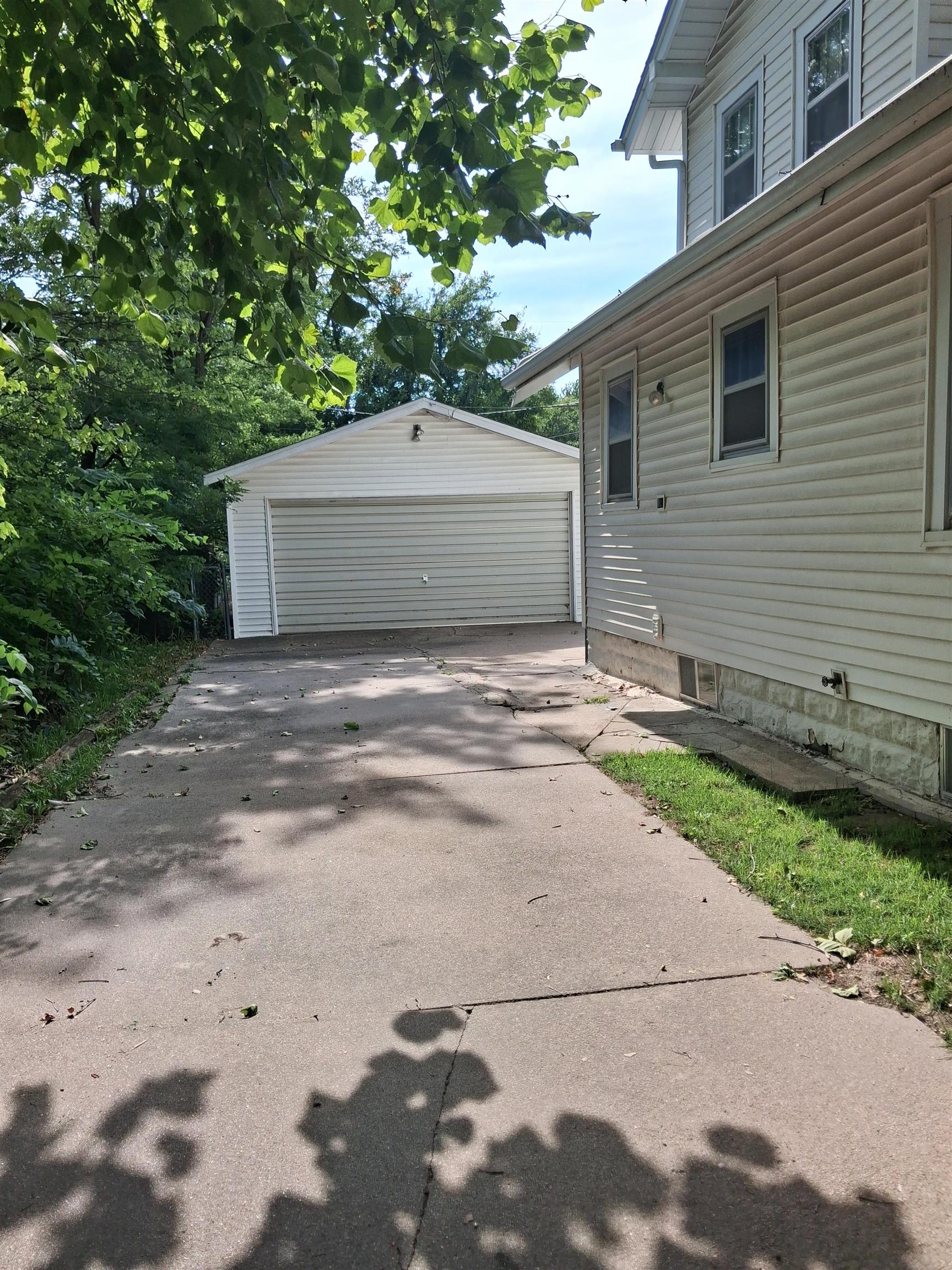 225 N St. Clair Ave. Property Photo 18