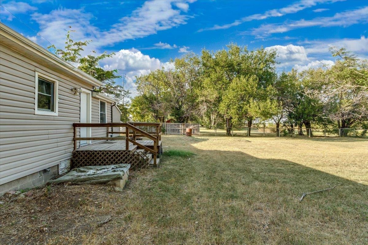 2302 S Anderson Property Photo 27
