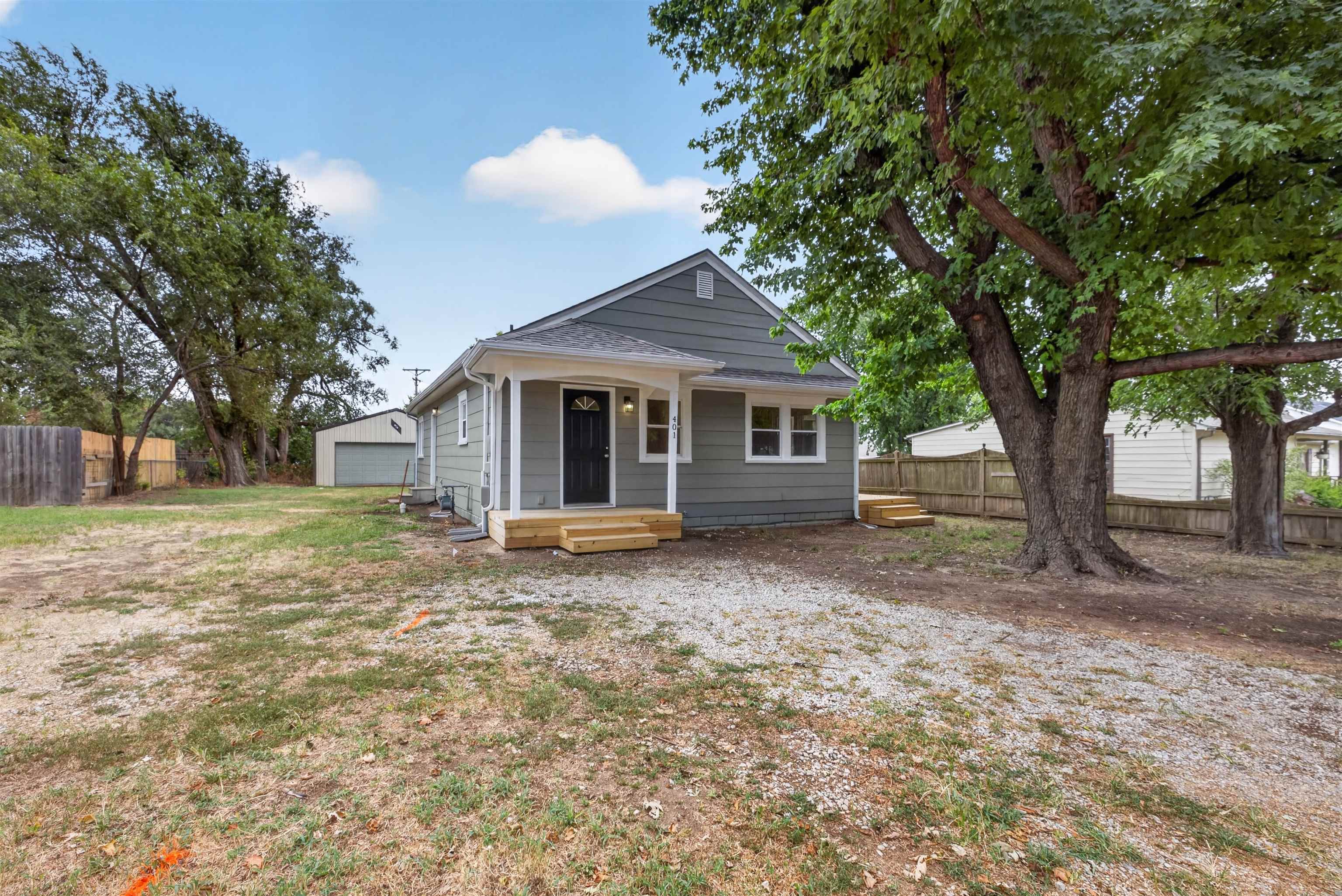 401 S Cranmer Property Photo 1