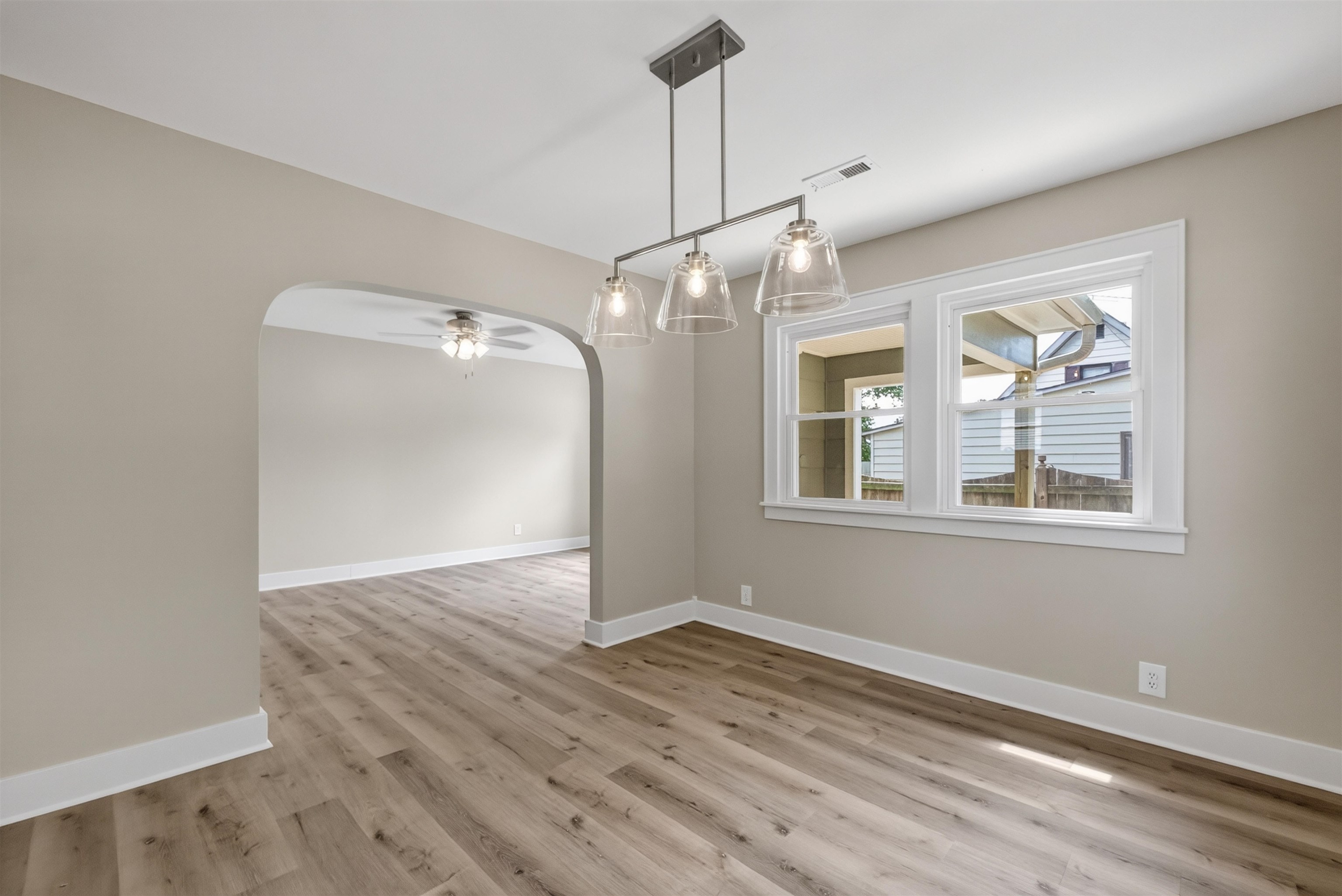 401 S Cranmer Property Photo 8