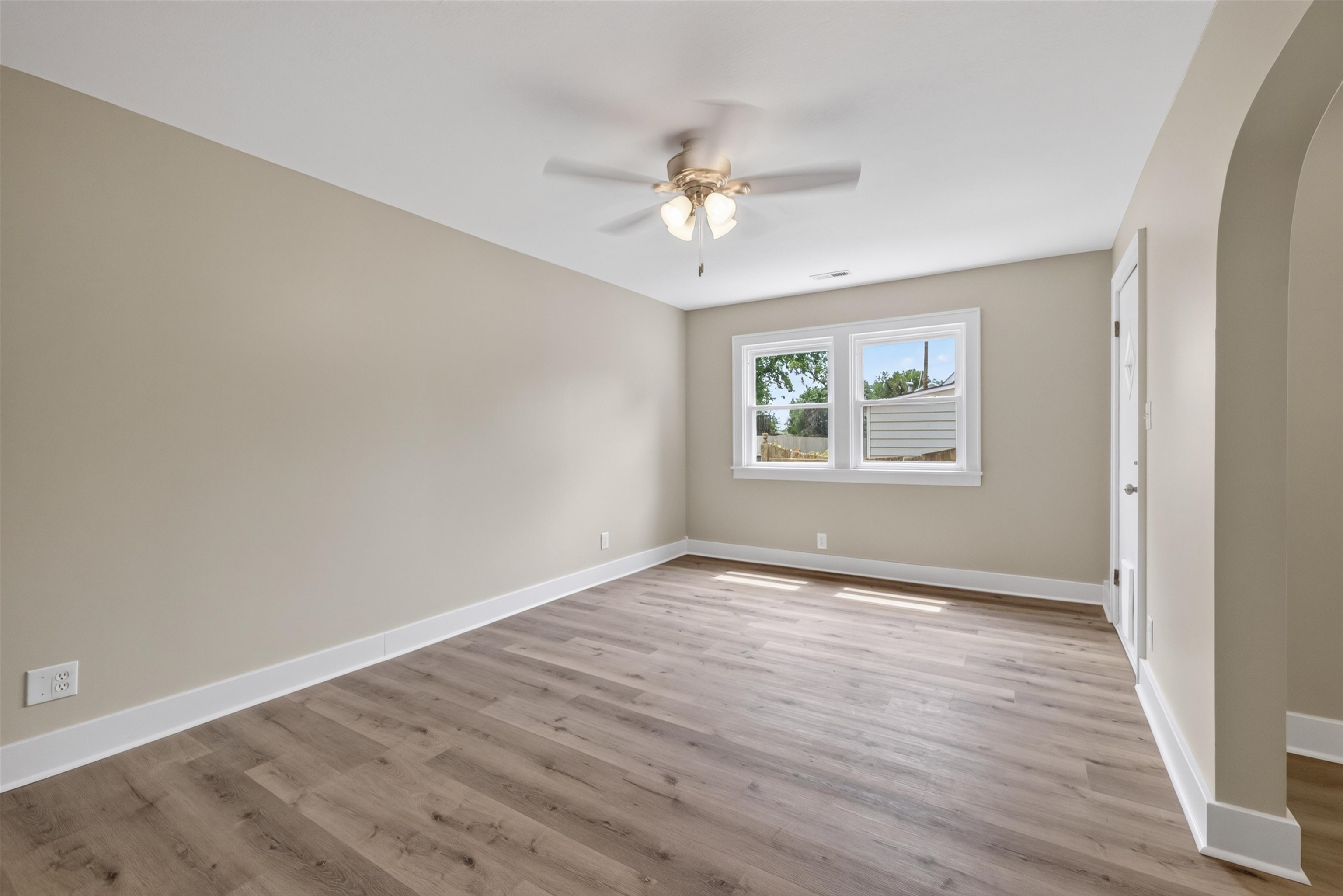 401 S Cranmer Property Photo 12