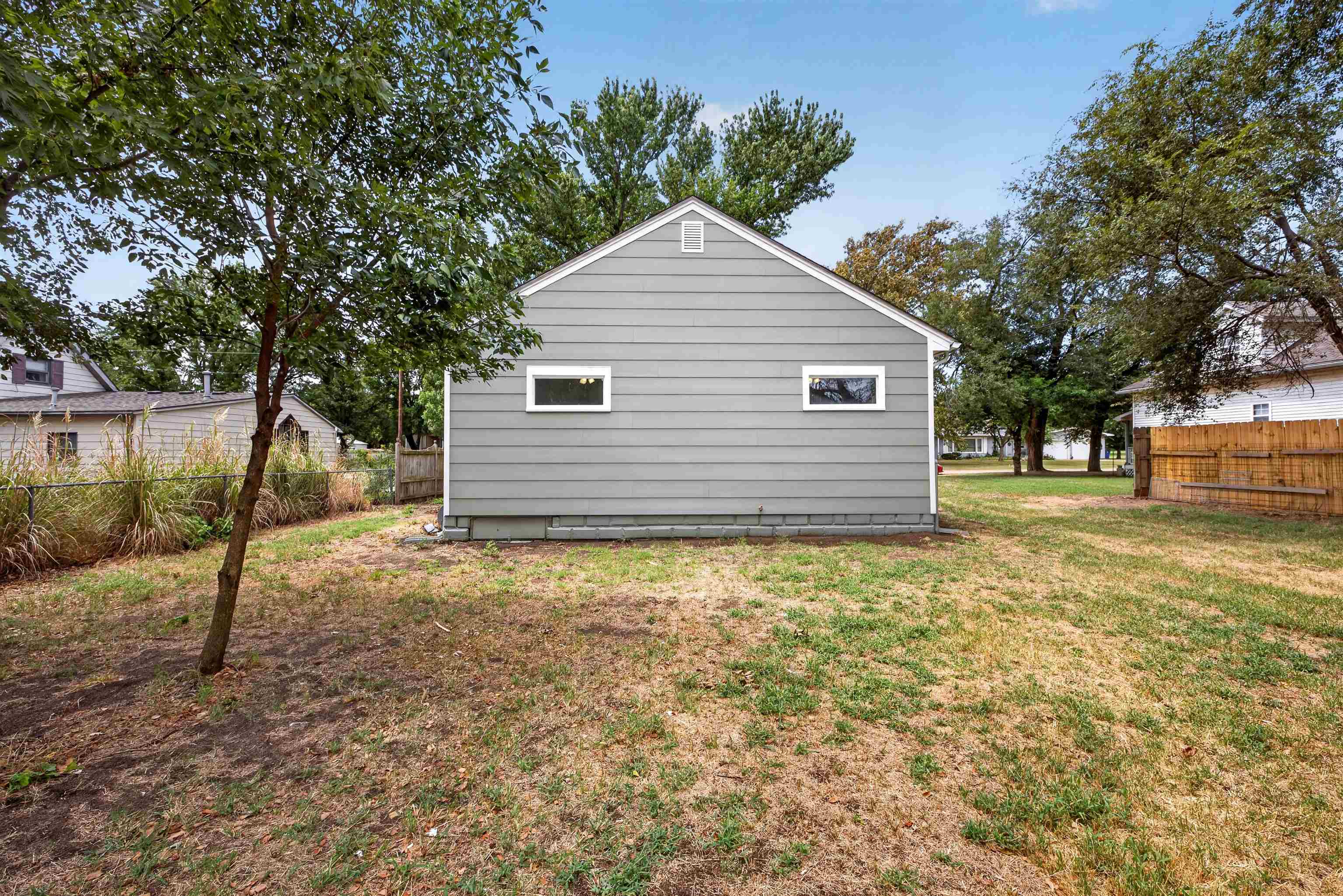 401 S Cranmer Property Photo 26
