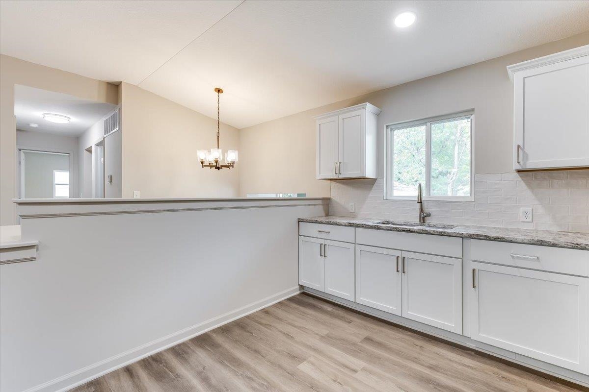 556 N Colby Property Photo 9