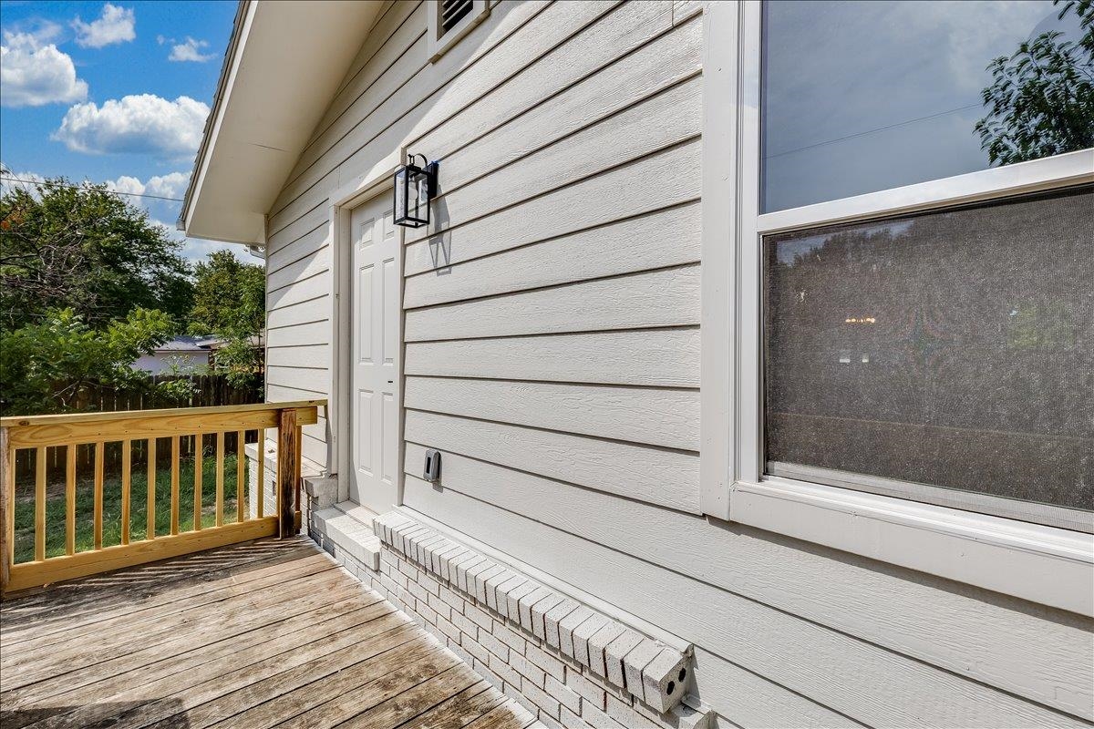 556 N Colby Property Photo 31