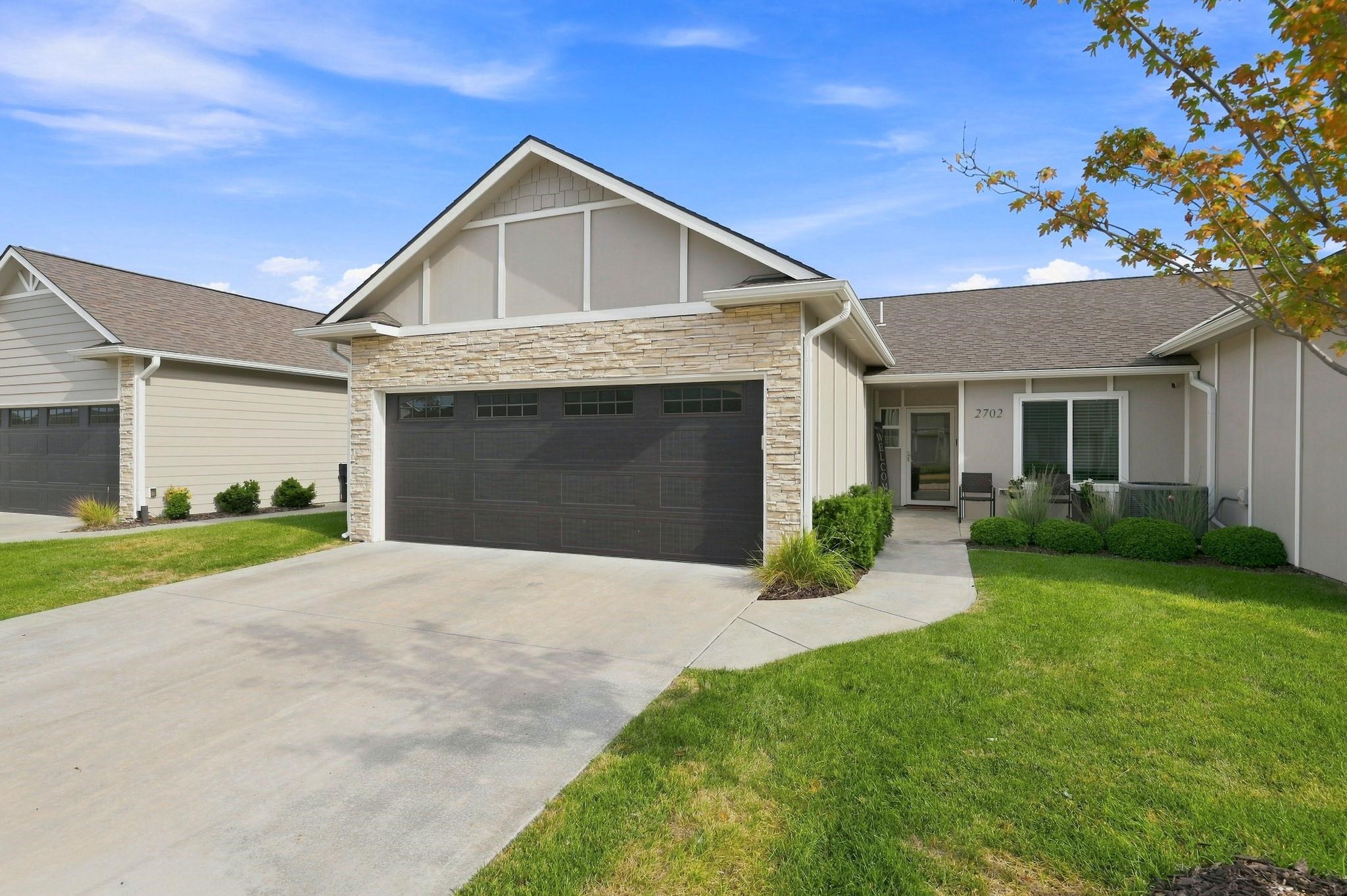 2418 E Madison Property Photo 1