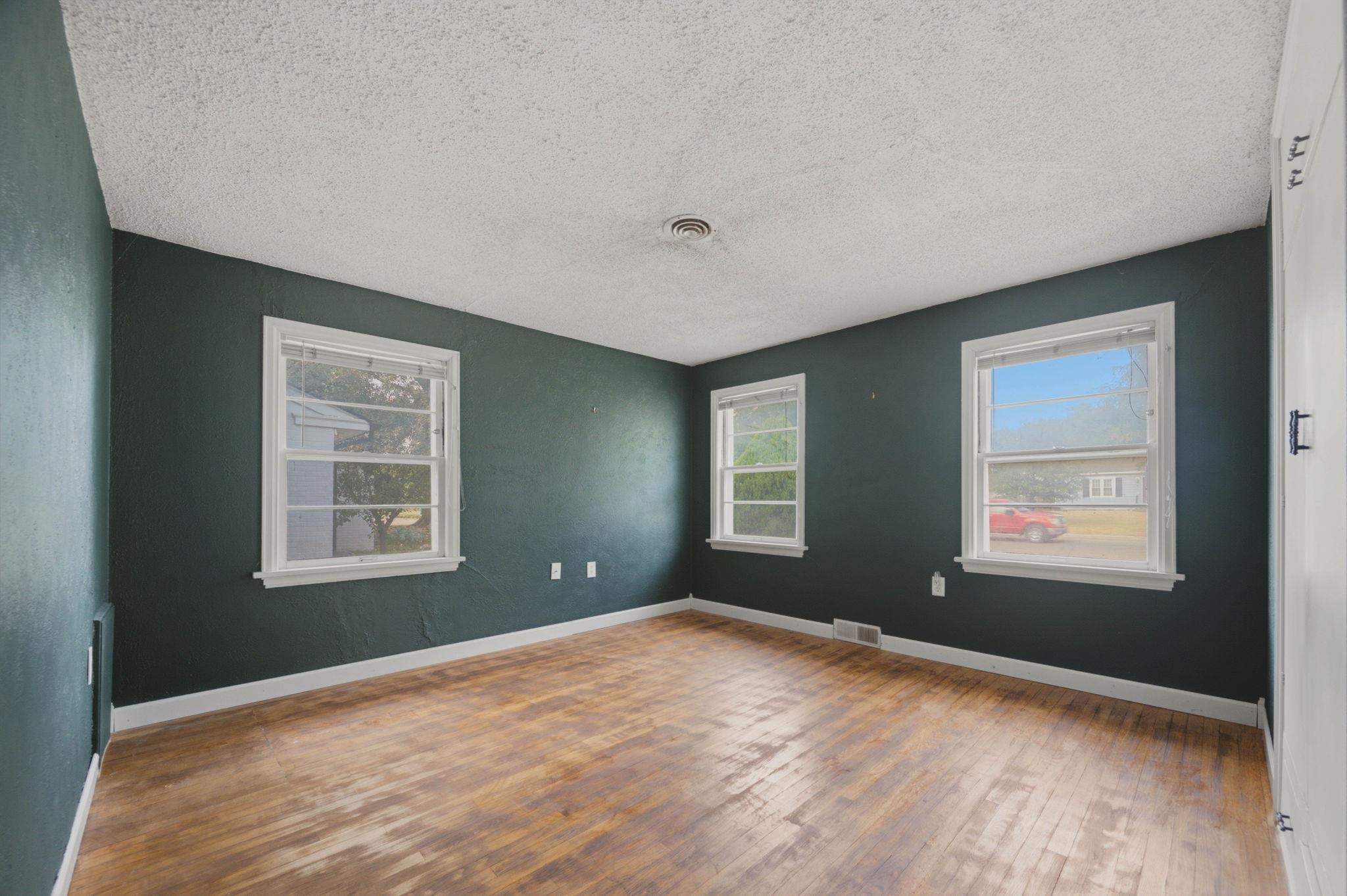 230 N Edgemoor Property Photo 21