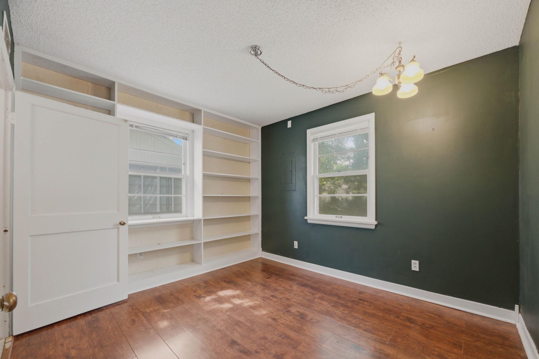230 N Edgemoor Property Photo 23