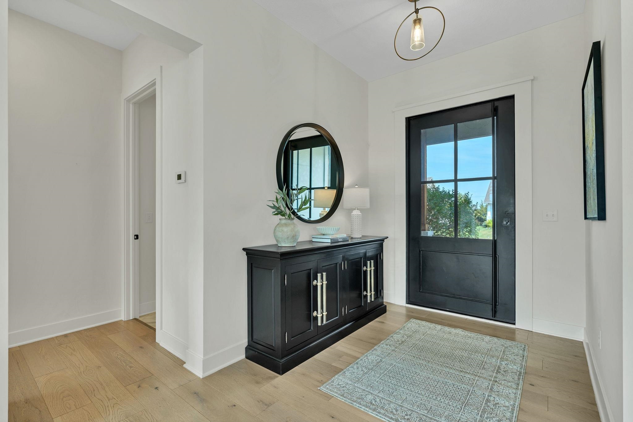 11605 E Winston St Property Photo 4