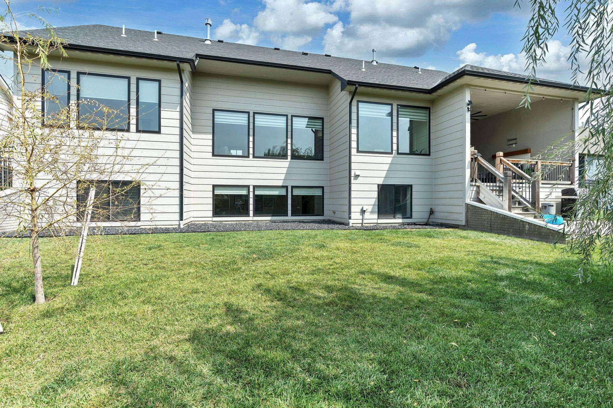 11605 E Winston St Property Photo 34