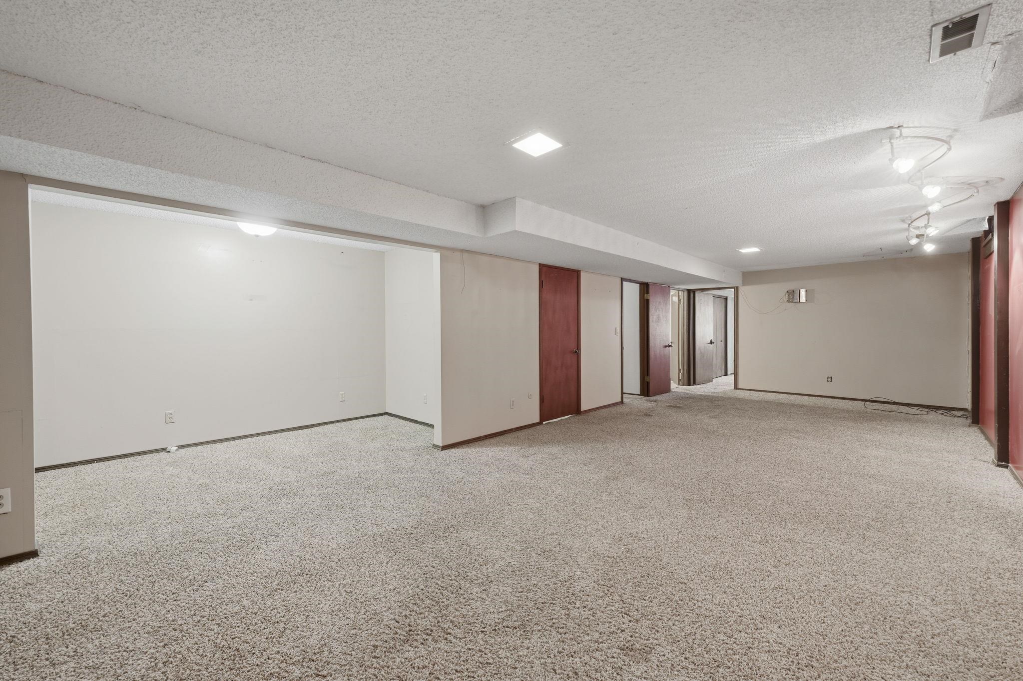 1422 N Tanglewood Ct. Property Photo 23