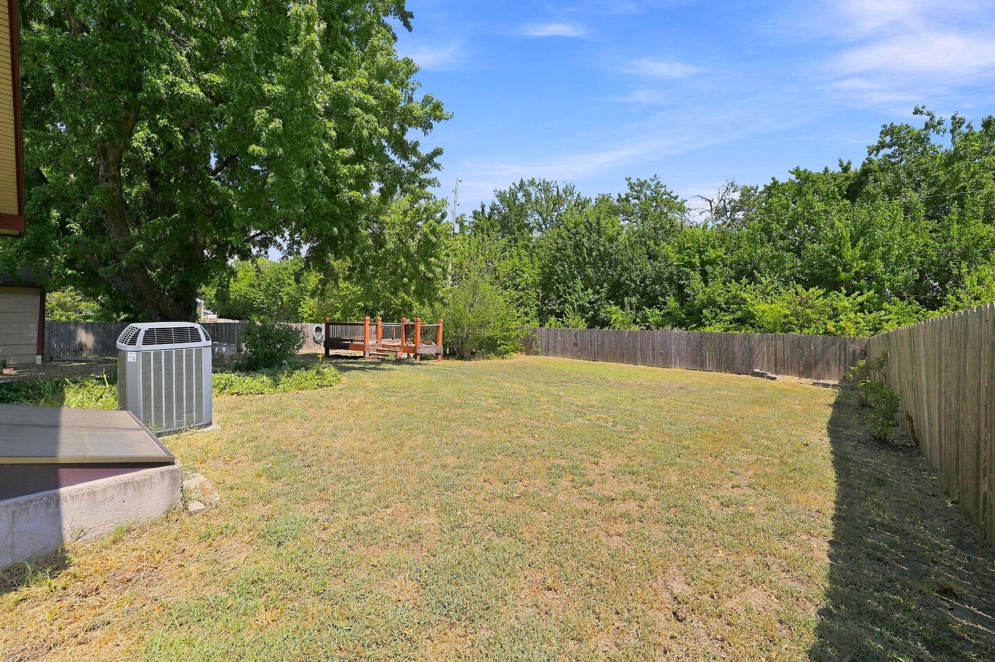 1422 N Tanglewood Ct. Property Photo 29