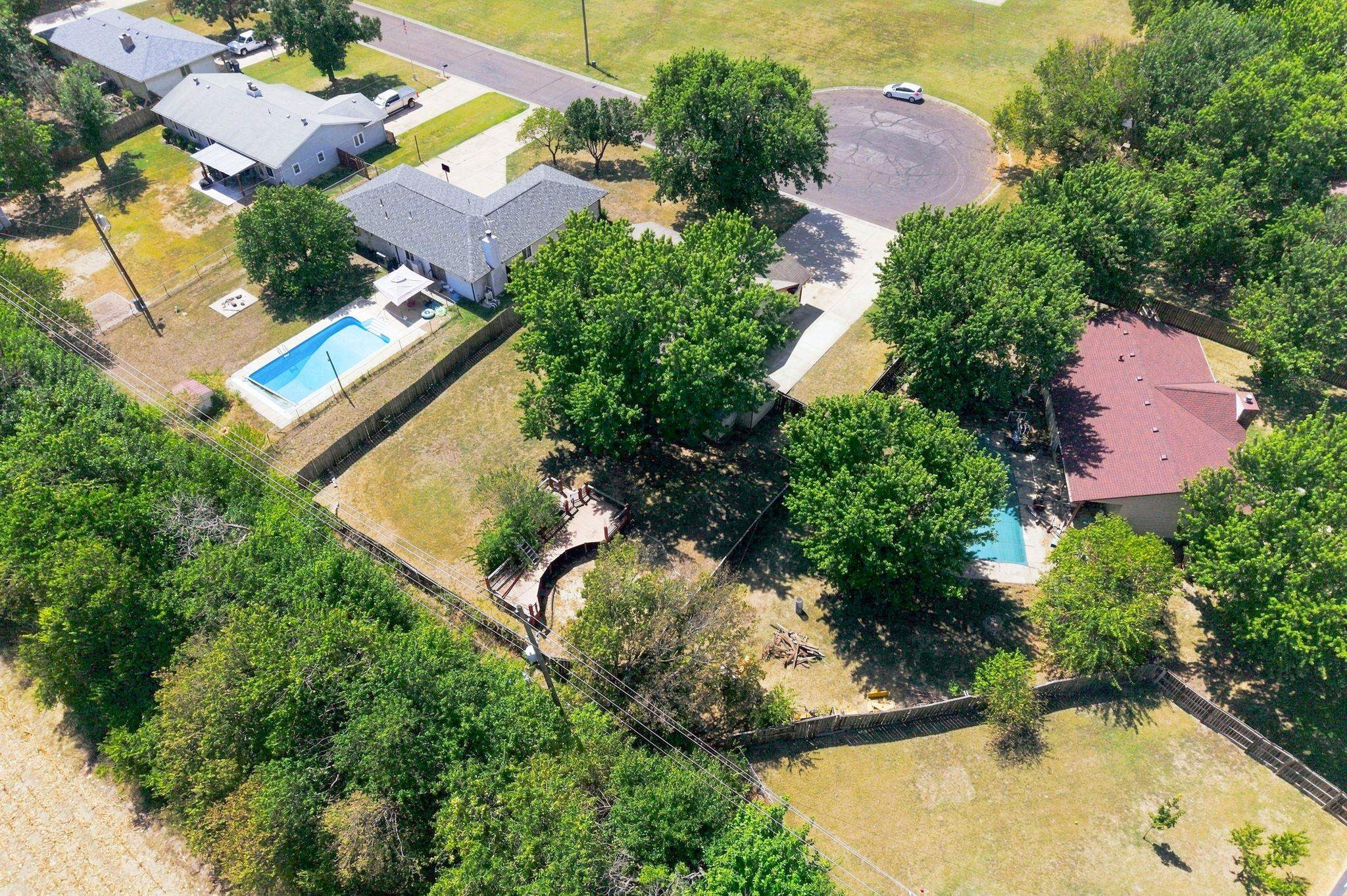 1422 N Tanglewood Ct. Property Photo 36