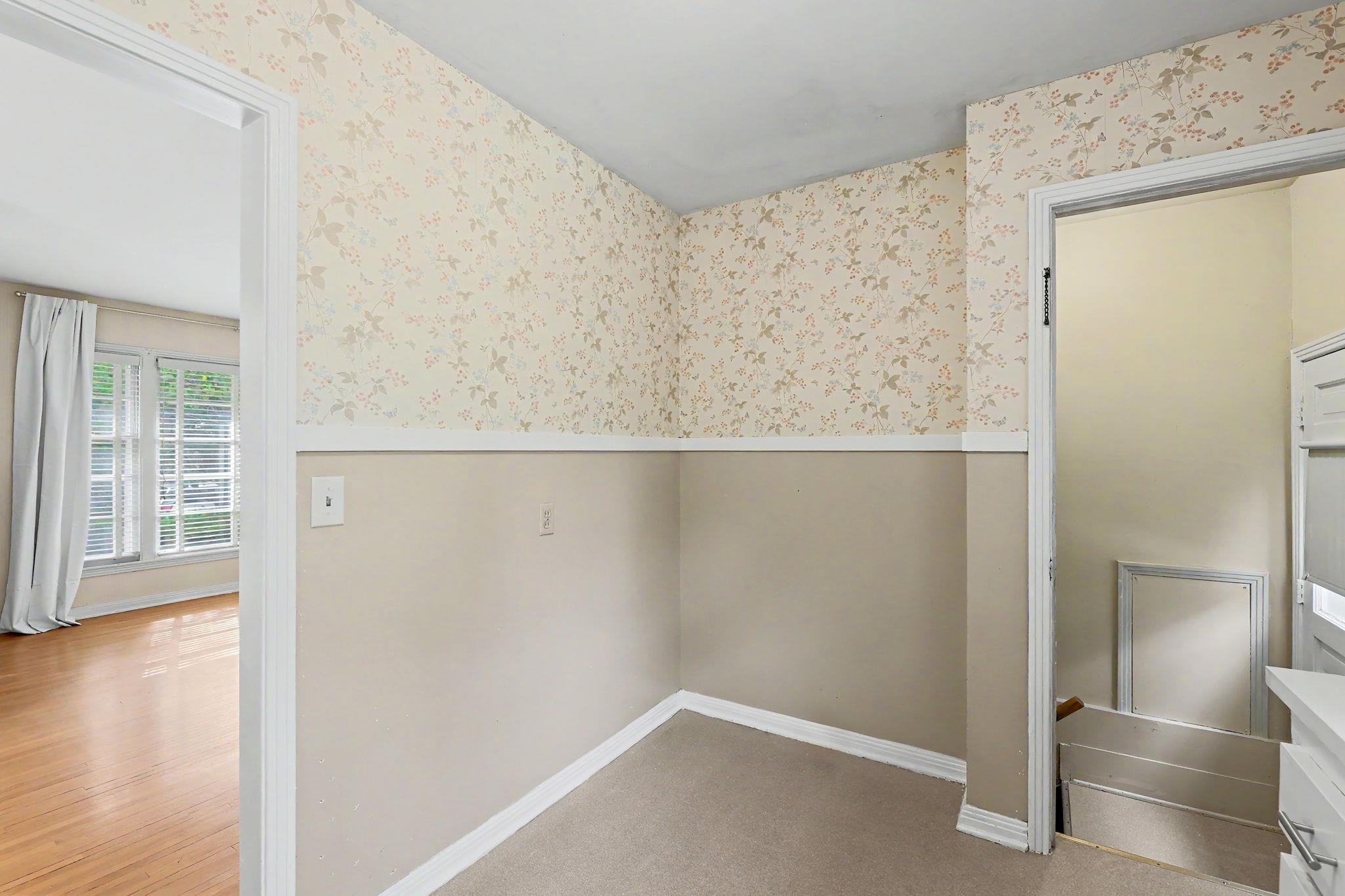 1863 S Parkwood Property Photo 12