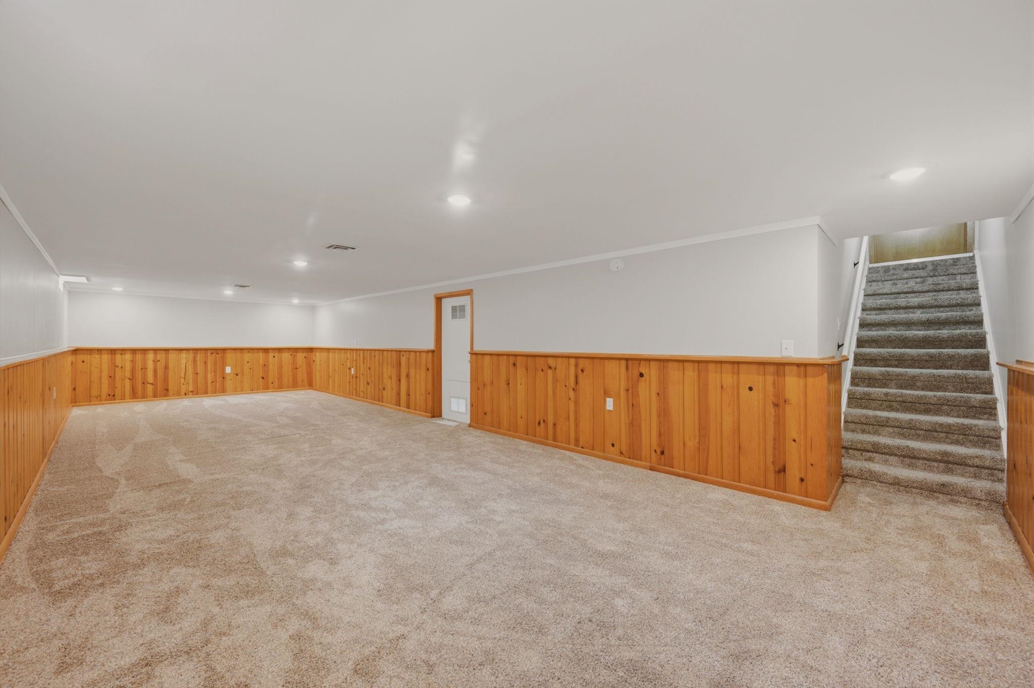 1709 N Sedgwick Ave Property Photo 24