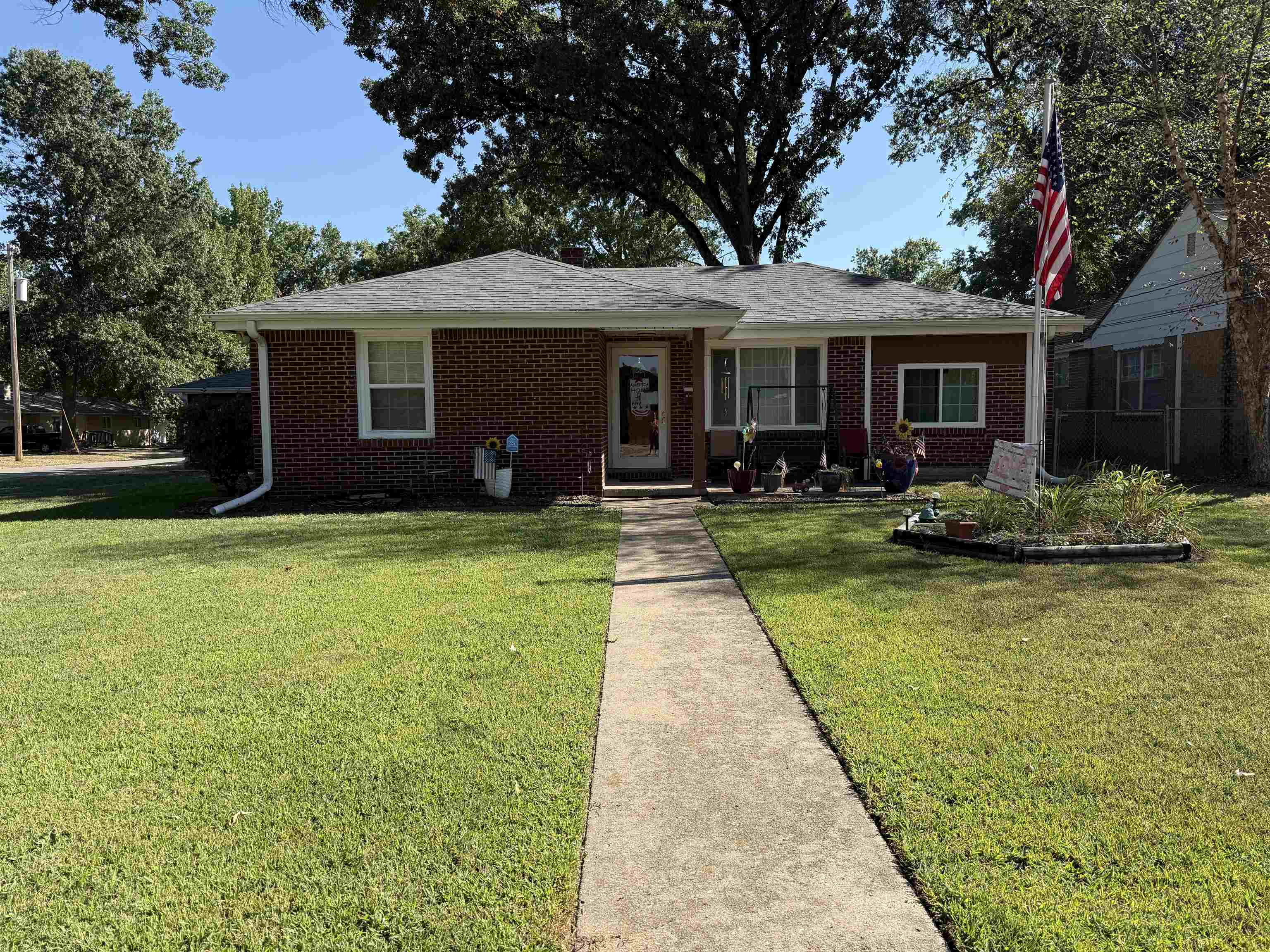 1221 Ann Property Photo 1