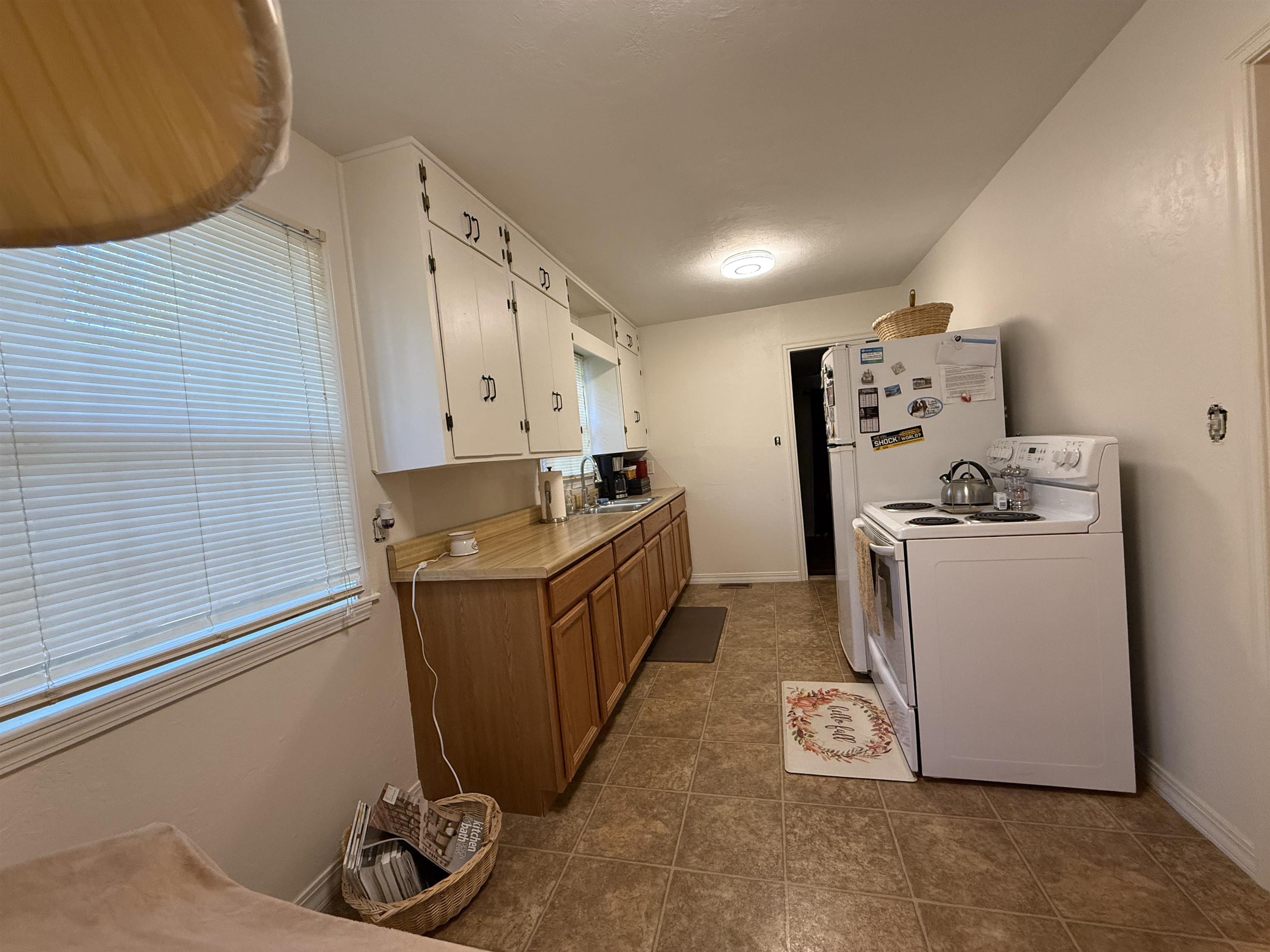 1221 Ann Property Photo 3