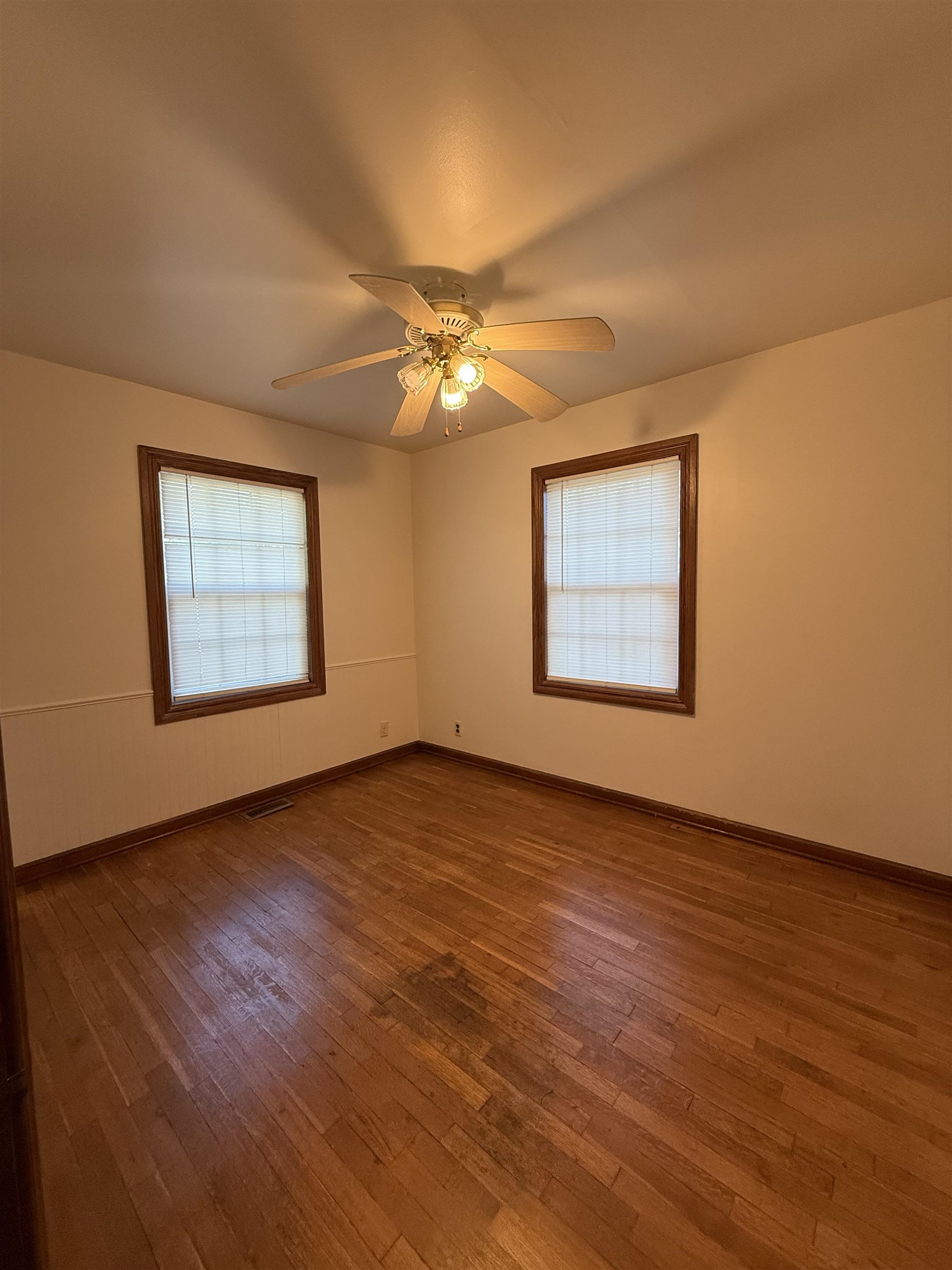 1221 Ann Property Photo 14