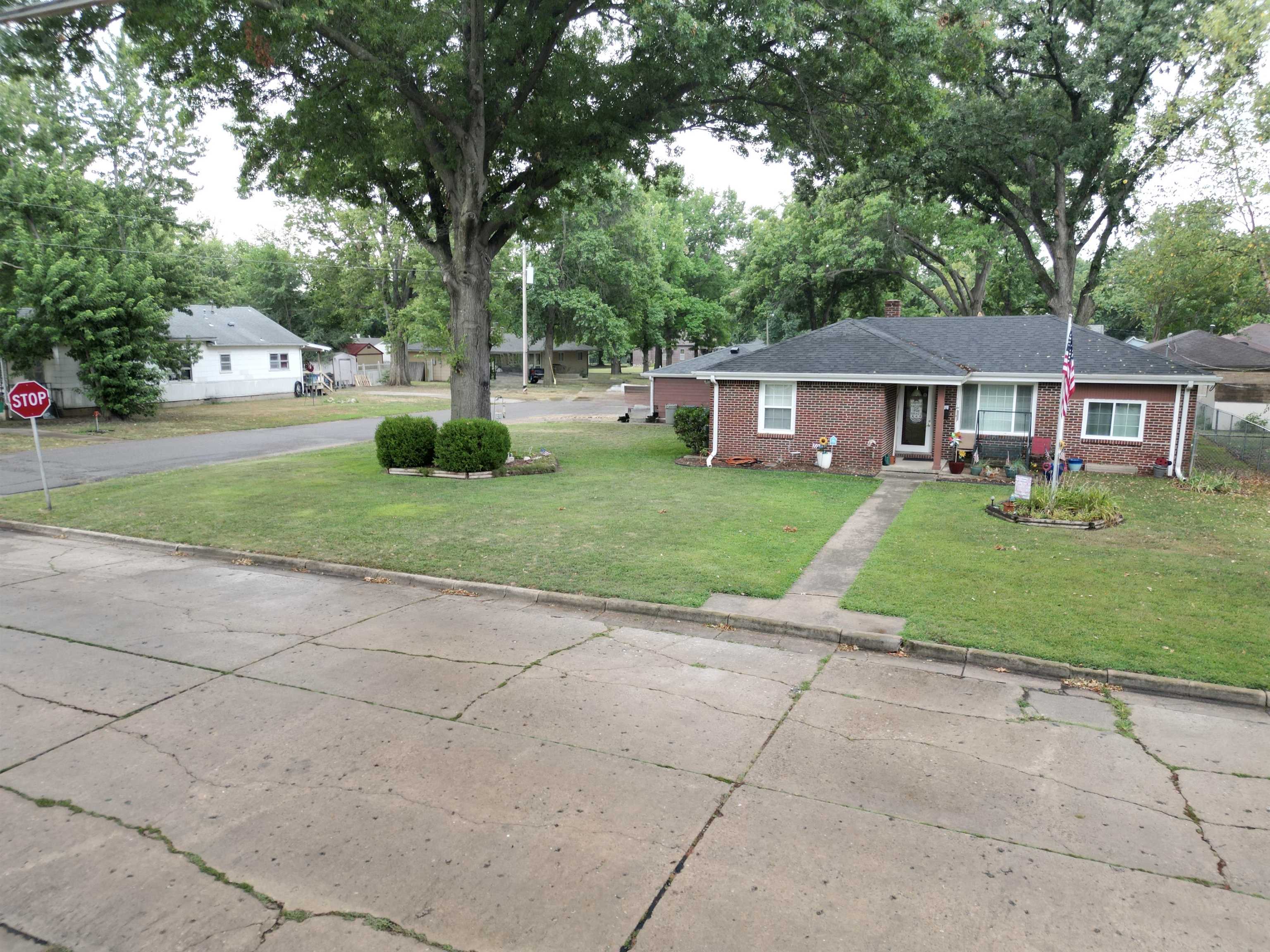 1221 Ann Property Photo 19