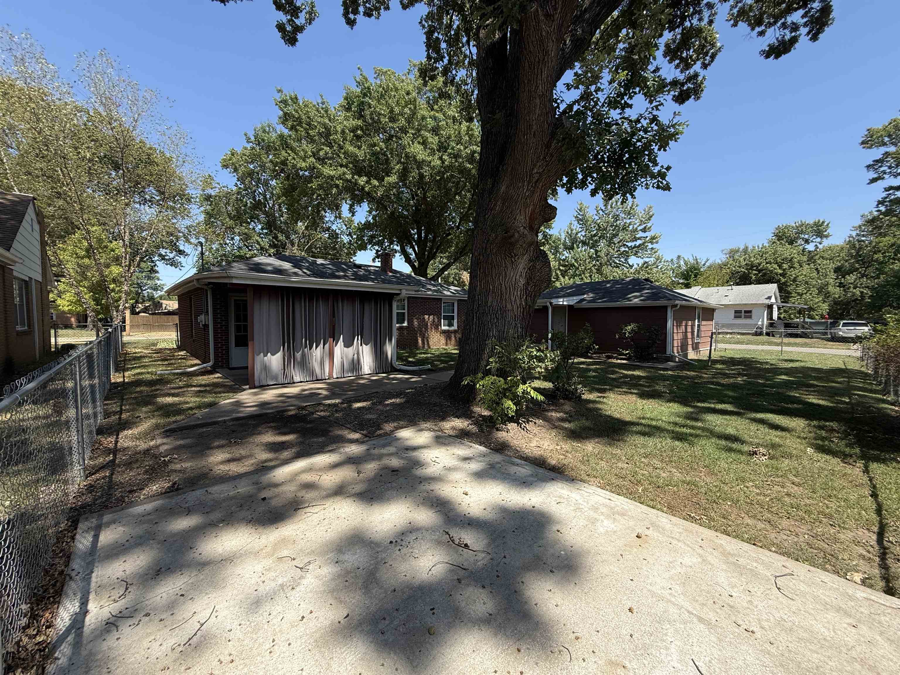 1221 Ann Property Photo 27