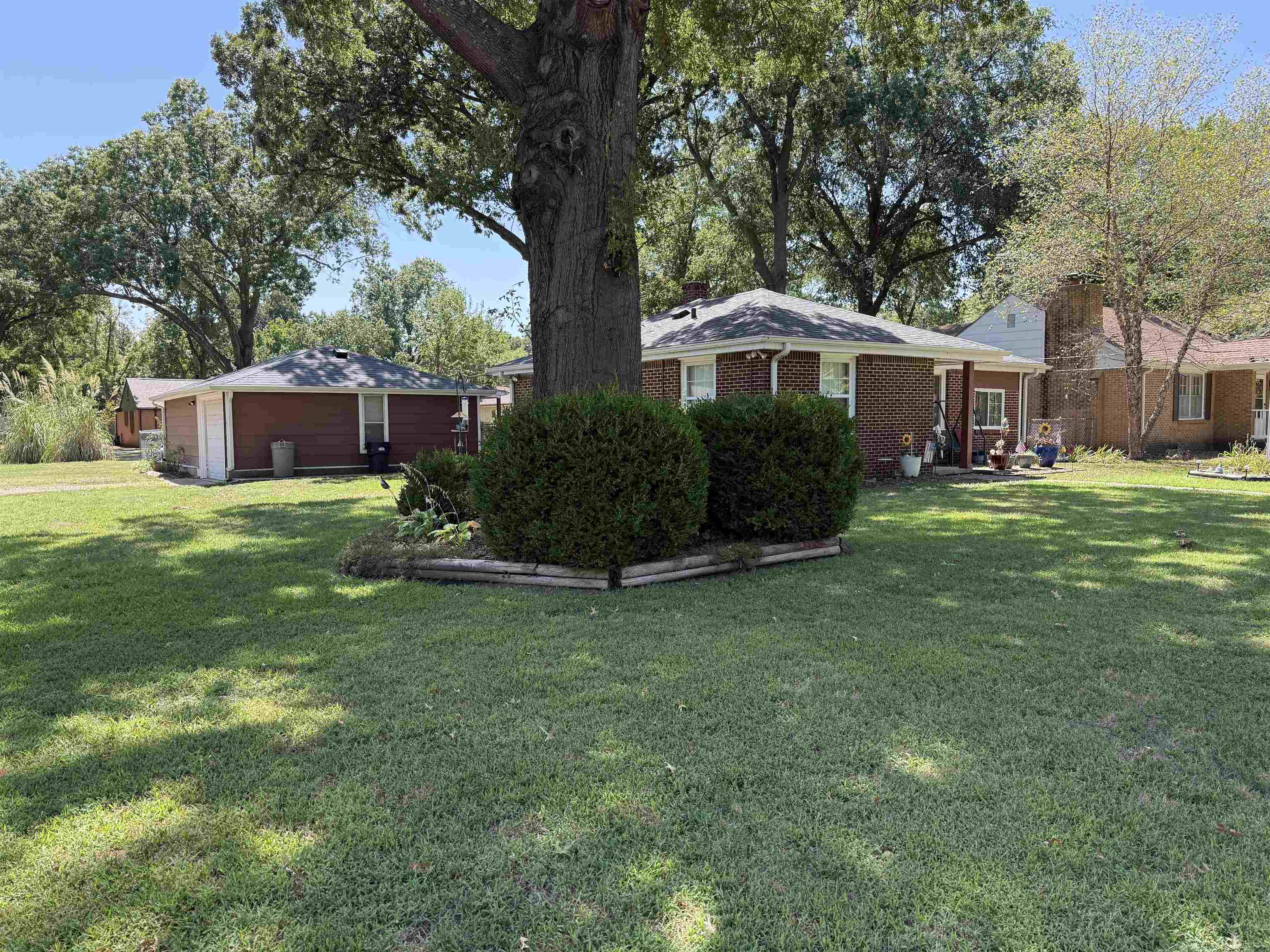 1221 Ann Property Photo 31