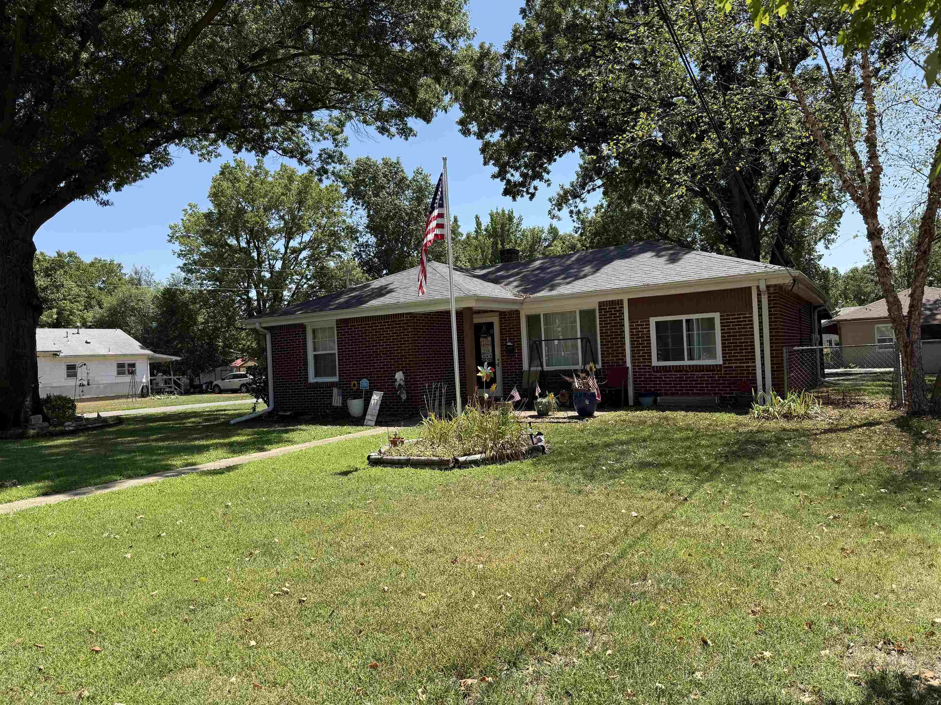 1221 Ann Property Photo 32