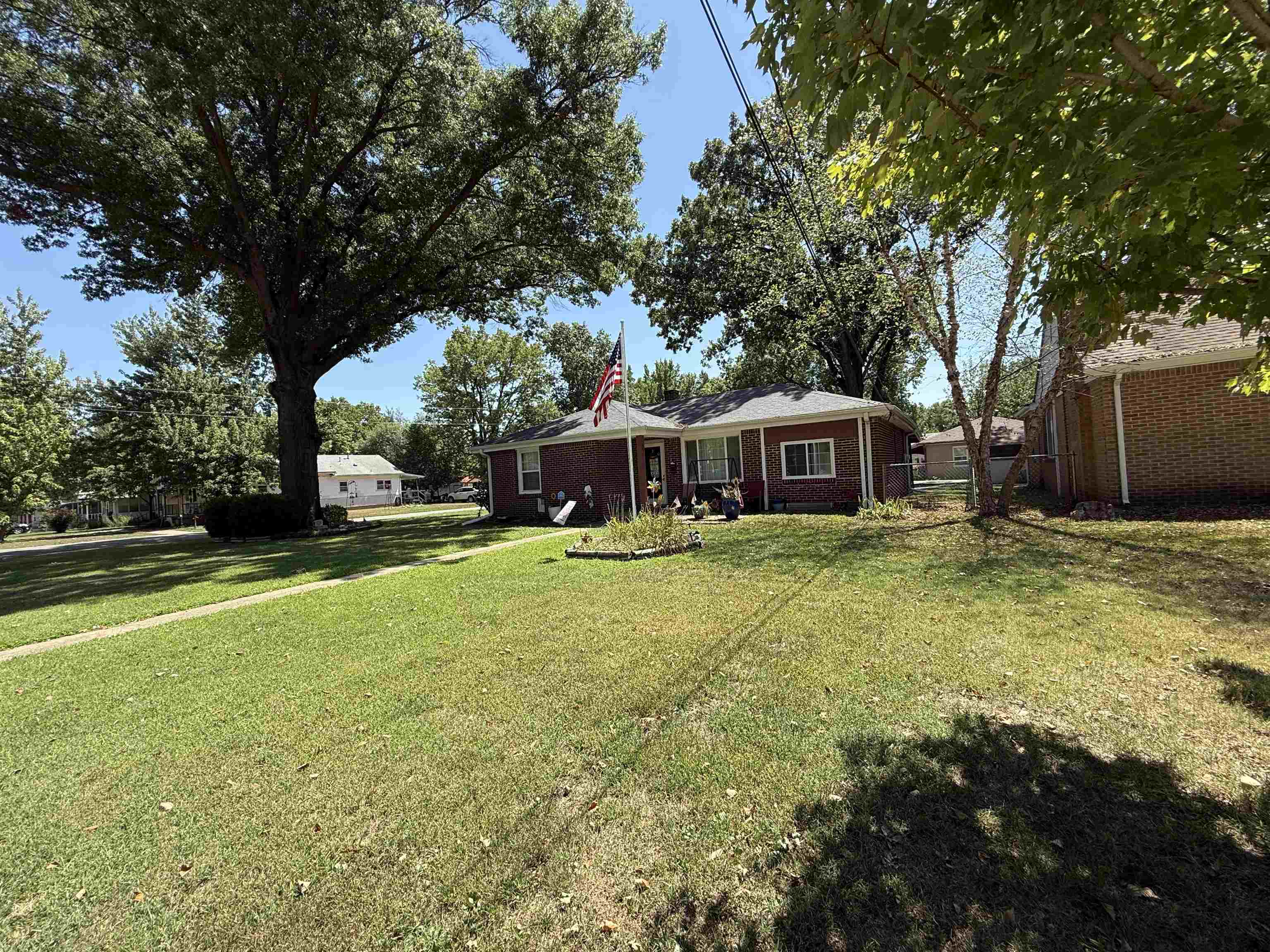 1221 Ann Property Photo 34