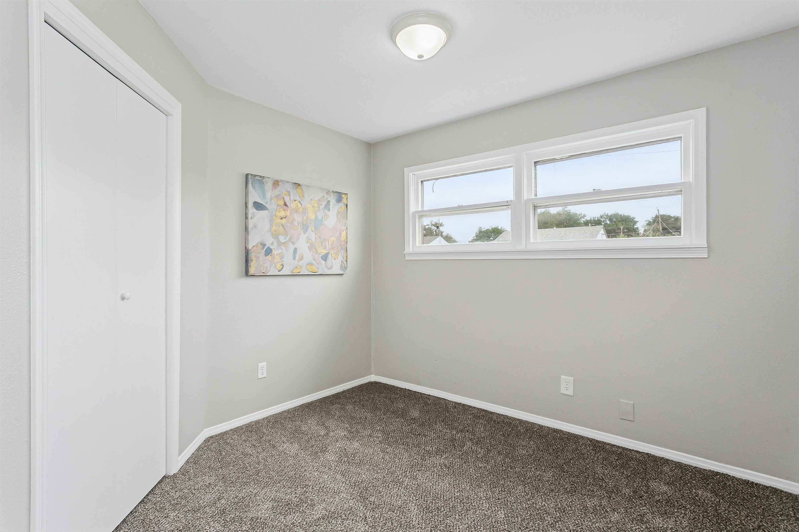 3230 S Fern Property Photo 10