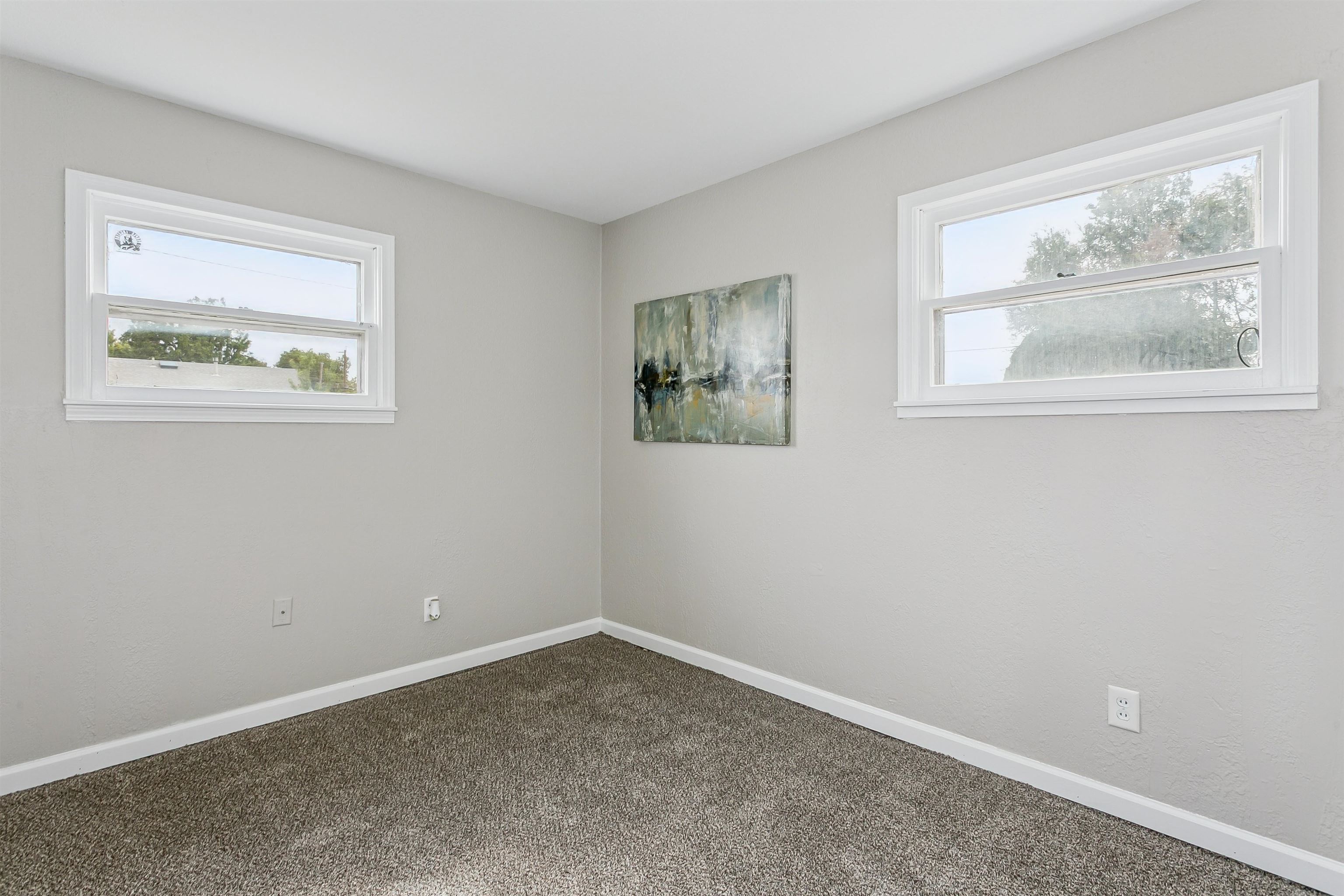 3230 S Fern Property Photo 12