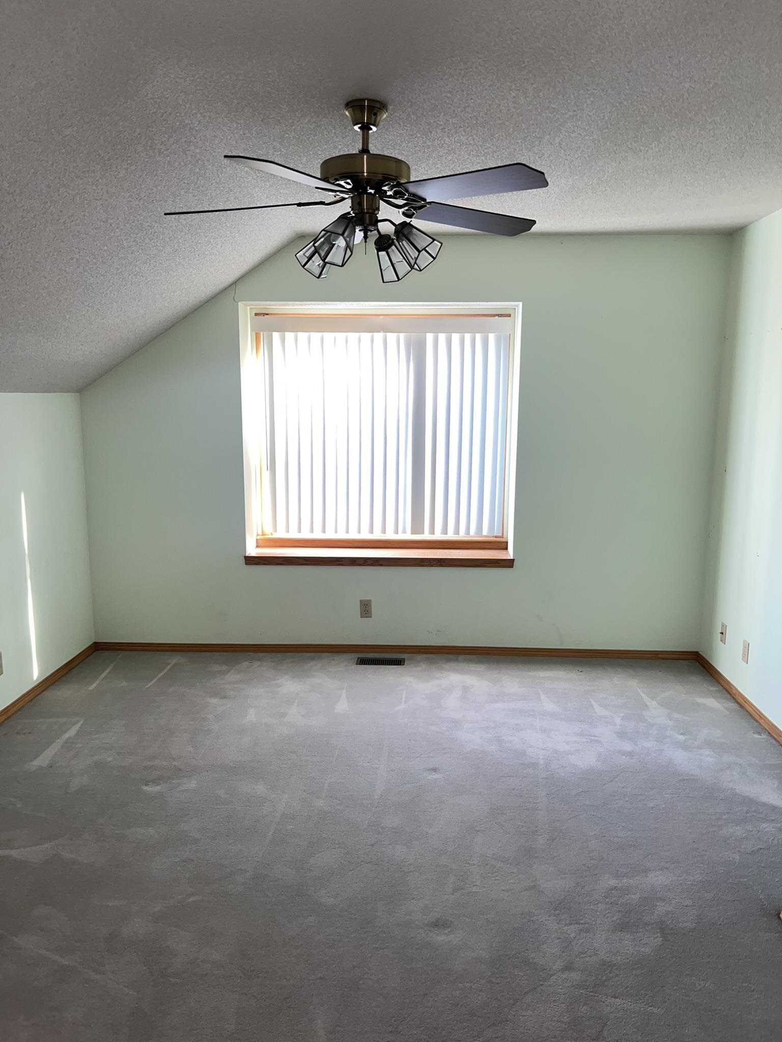 4278 N Westlake Property Photo 8