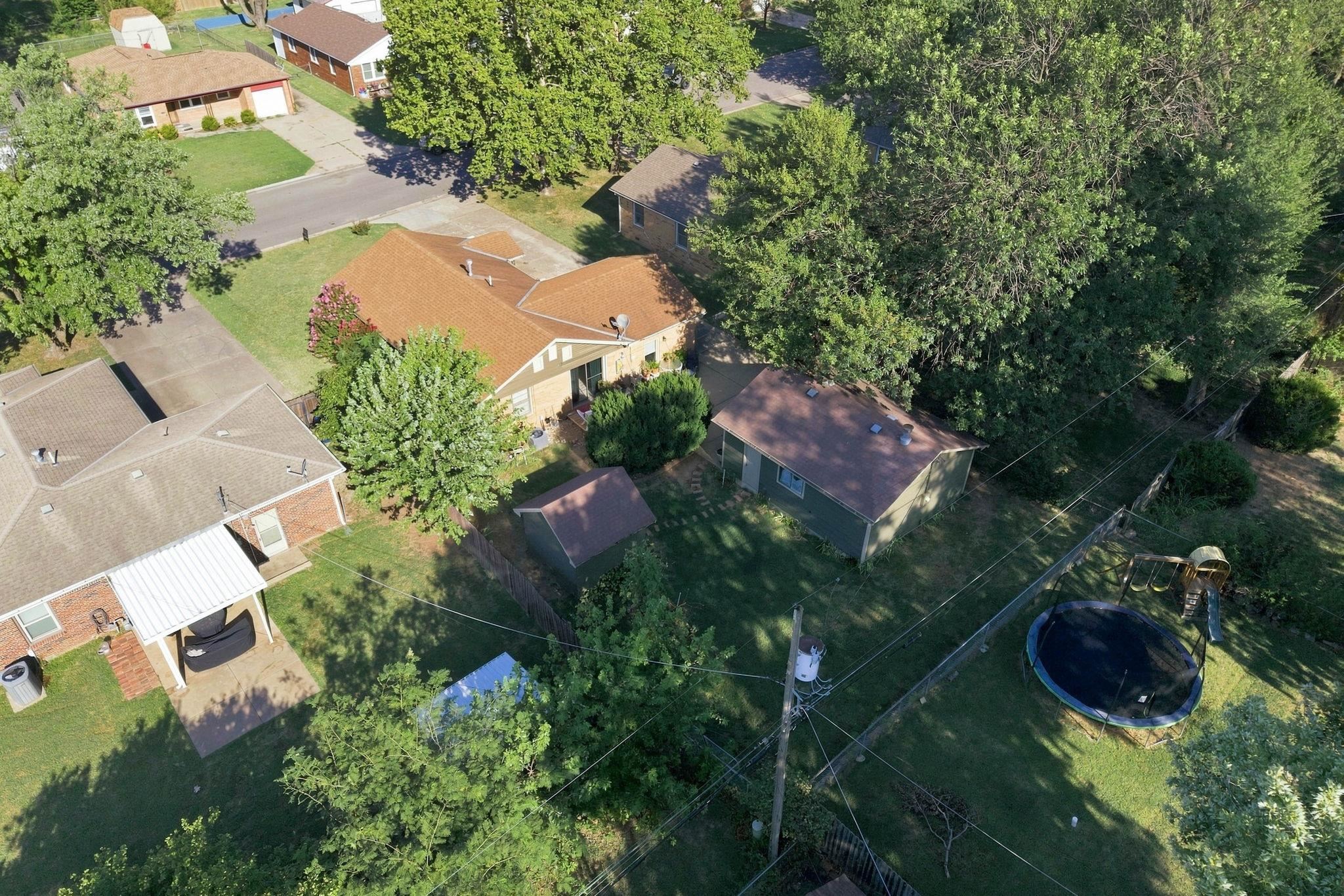 1220 N Lakeview Drive Property Photo 25