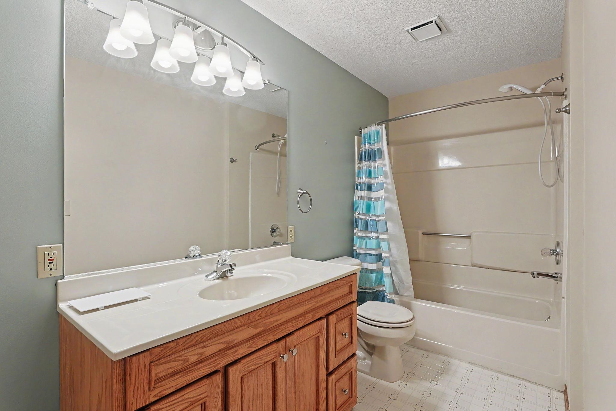 804 E Rivera Dr Property Photo 34