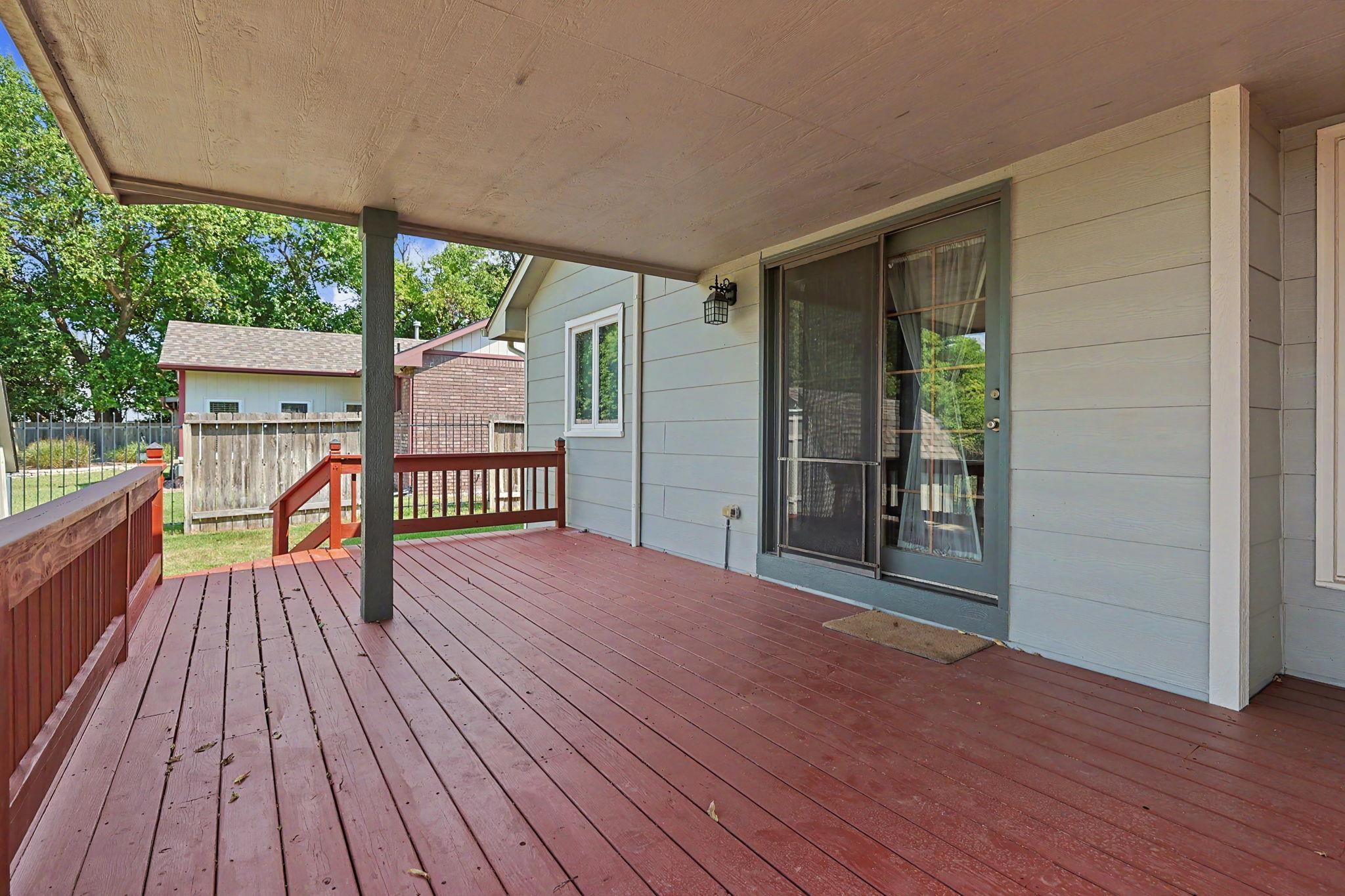 804 E Rivera Dr Property Photo 36